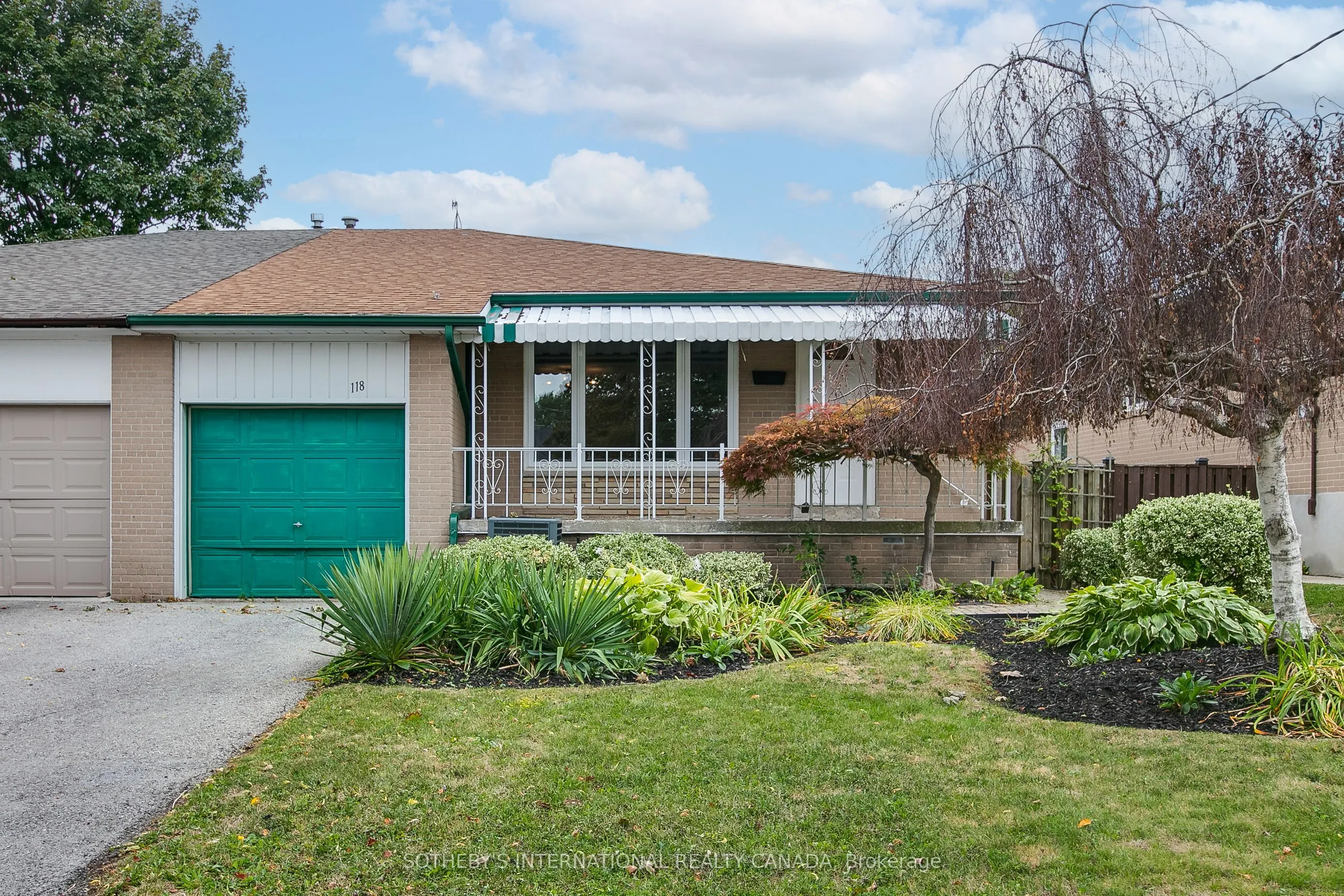 118 Chelmsford Avenue
