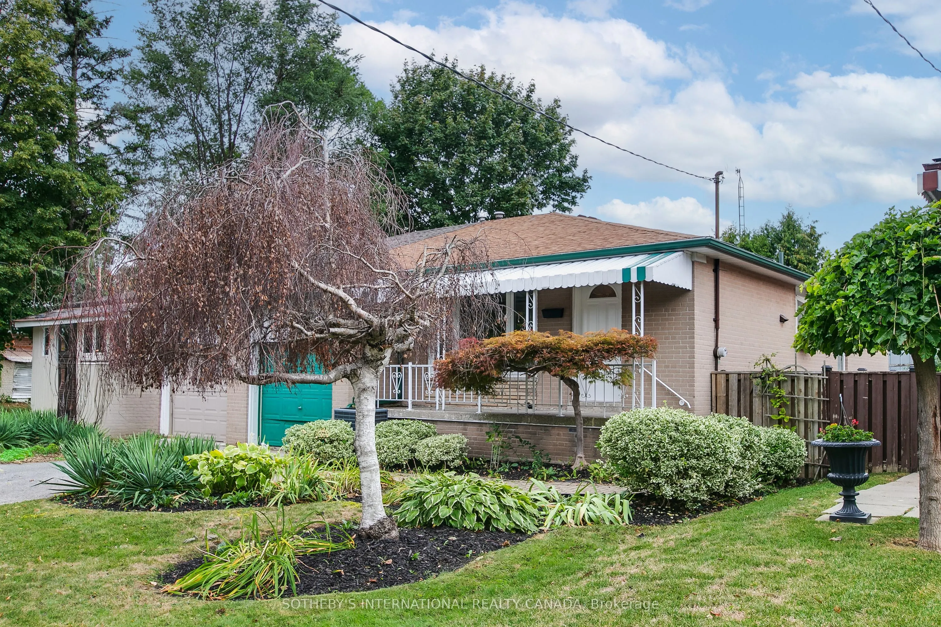 118 Chelmsford Avenue