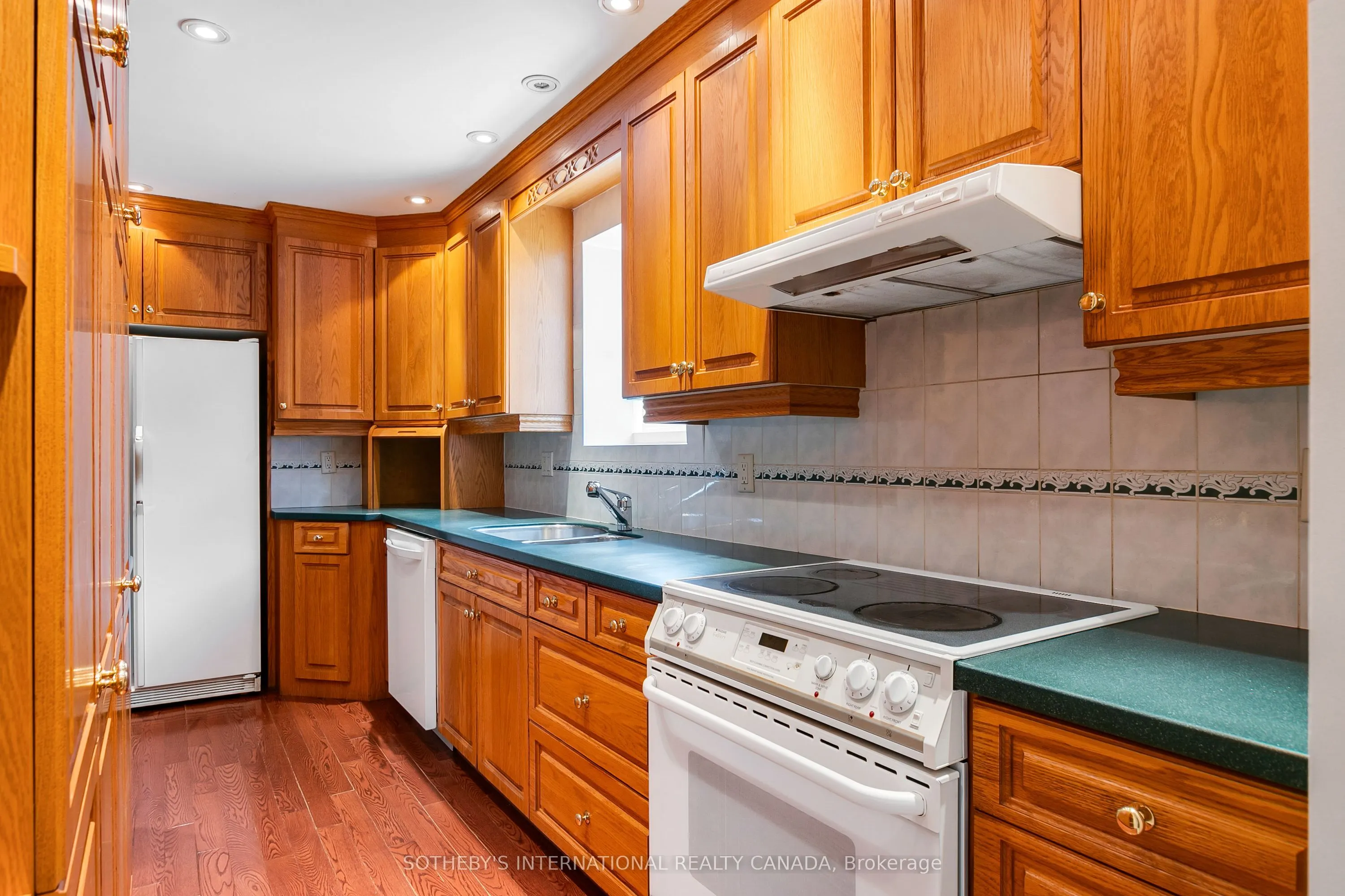 118 Chelmsford Avenue
