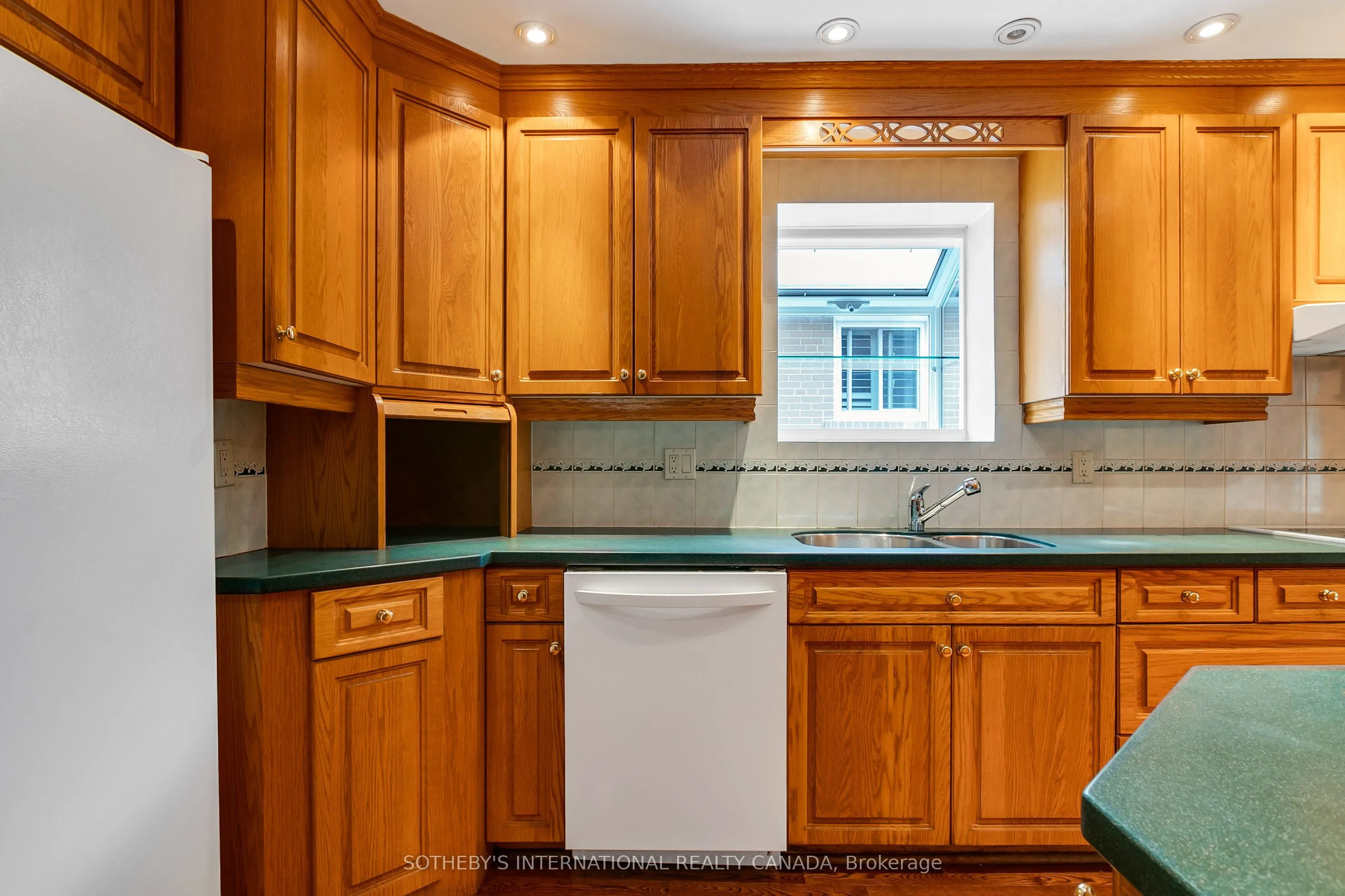 118 Chelmsford Avenue