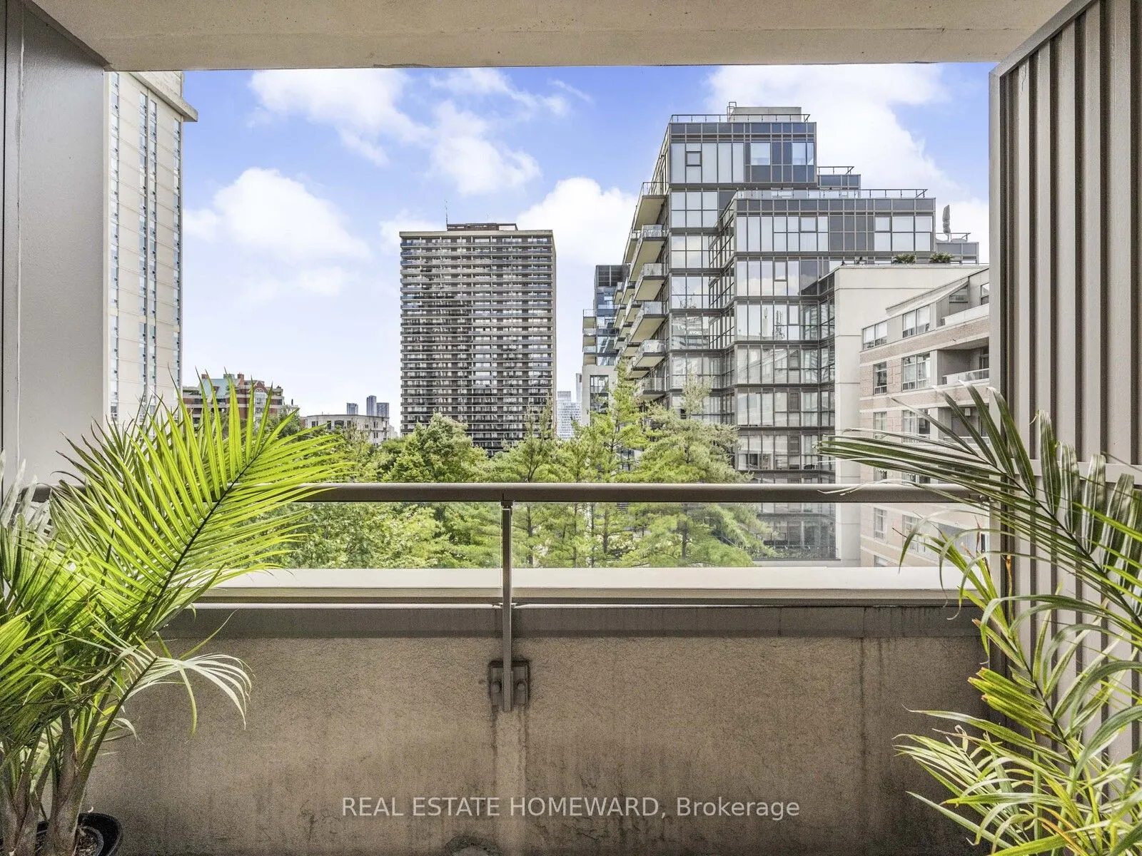 5 Rosehill Avenue, #720