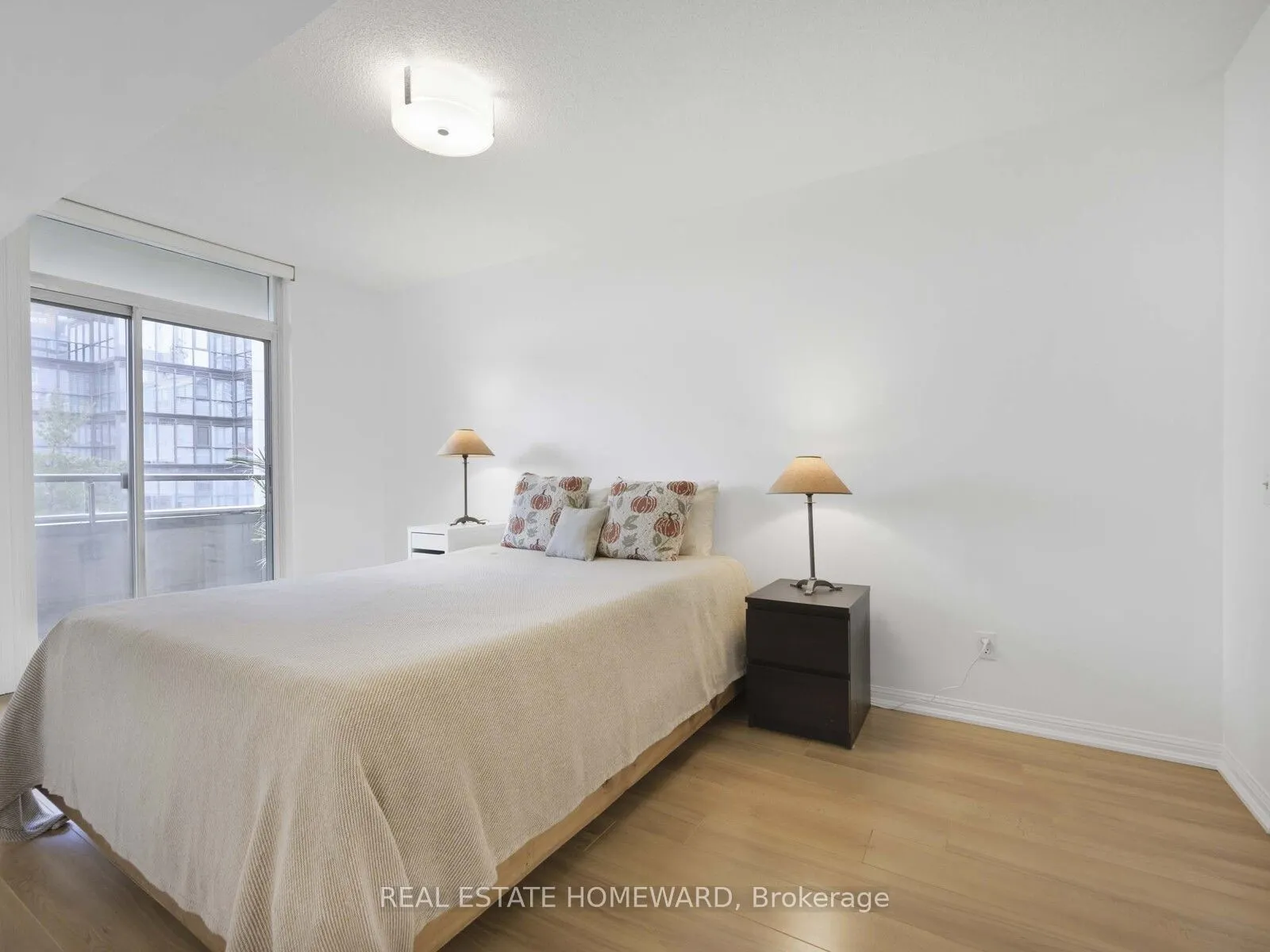 5 Rosehill Avenue, #720