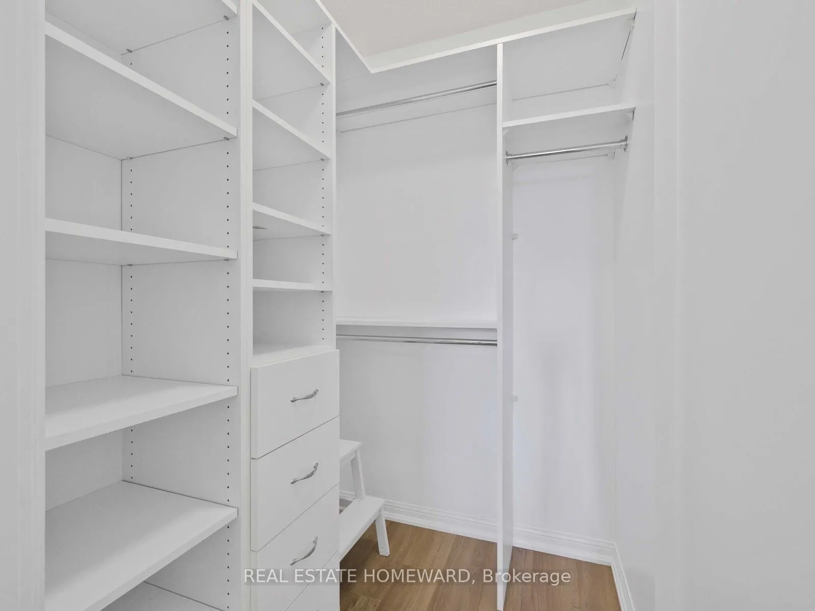 5 Rosehill Avenue, #720
