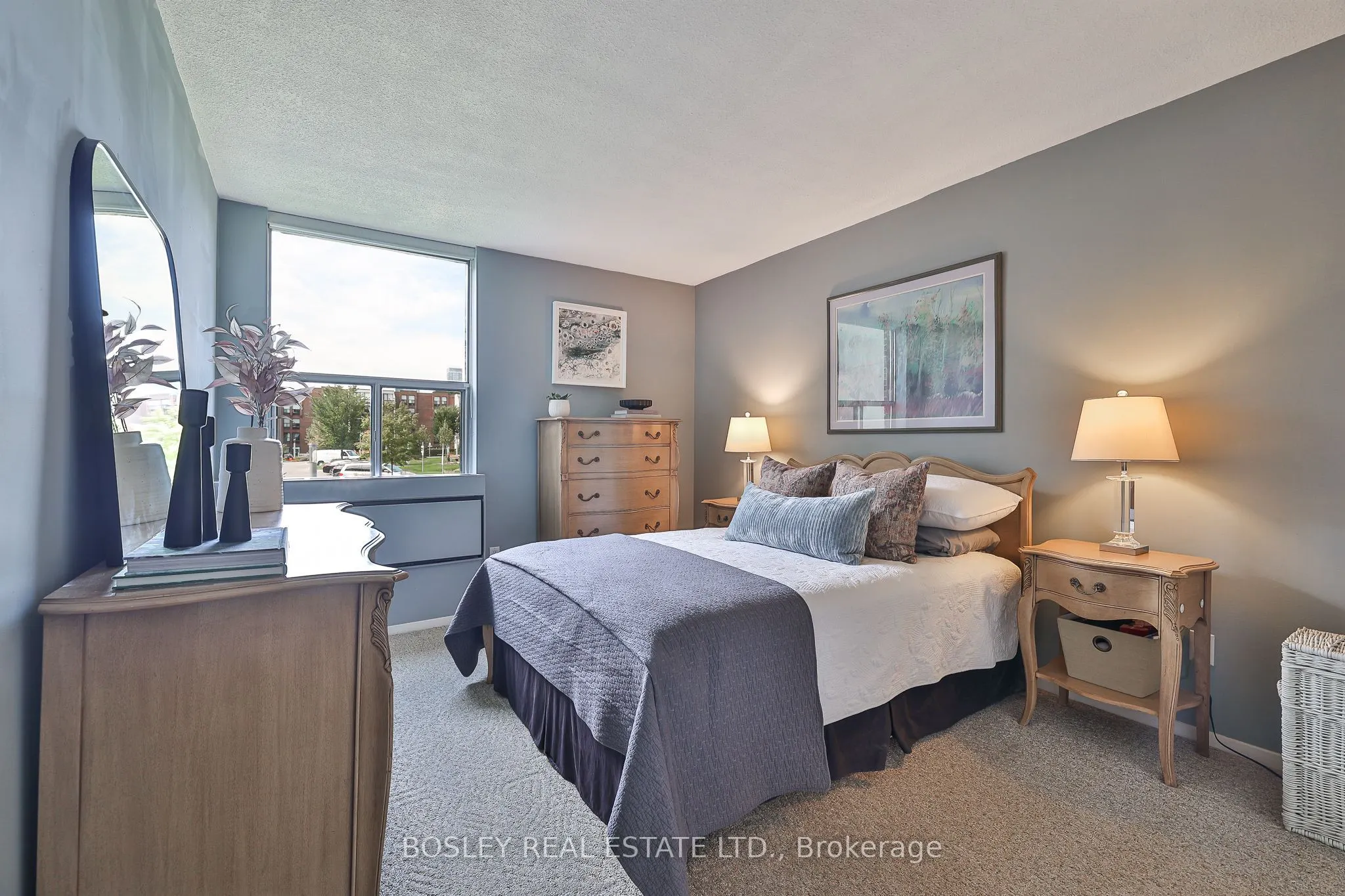 30 Fashion Roseway, #201
