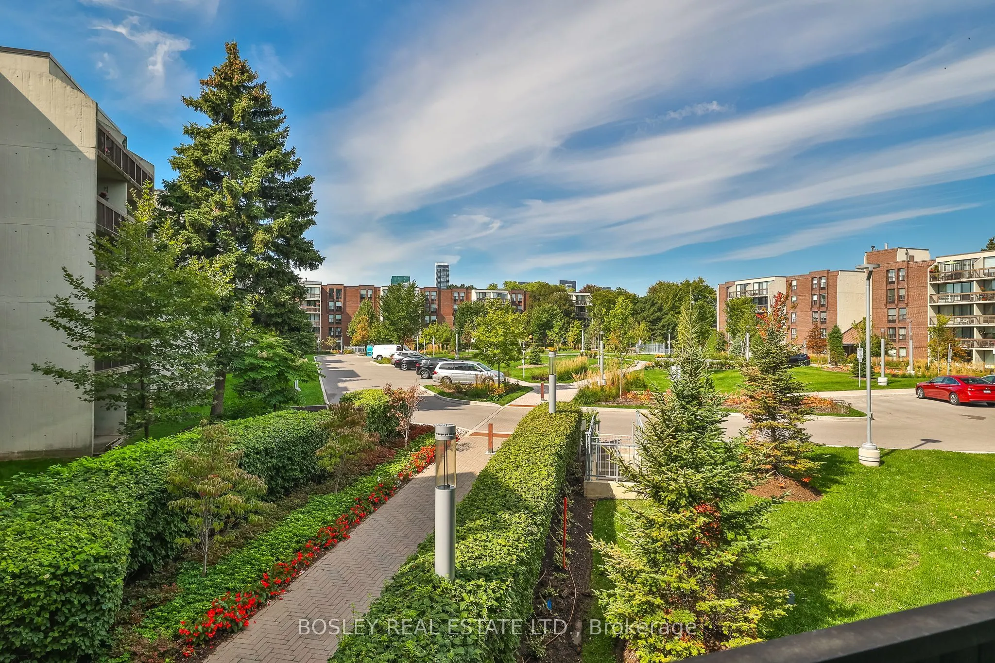 30 Fashion Roseway, #201