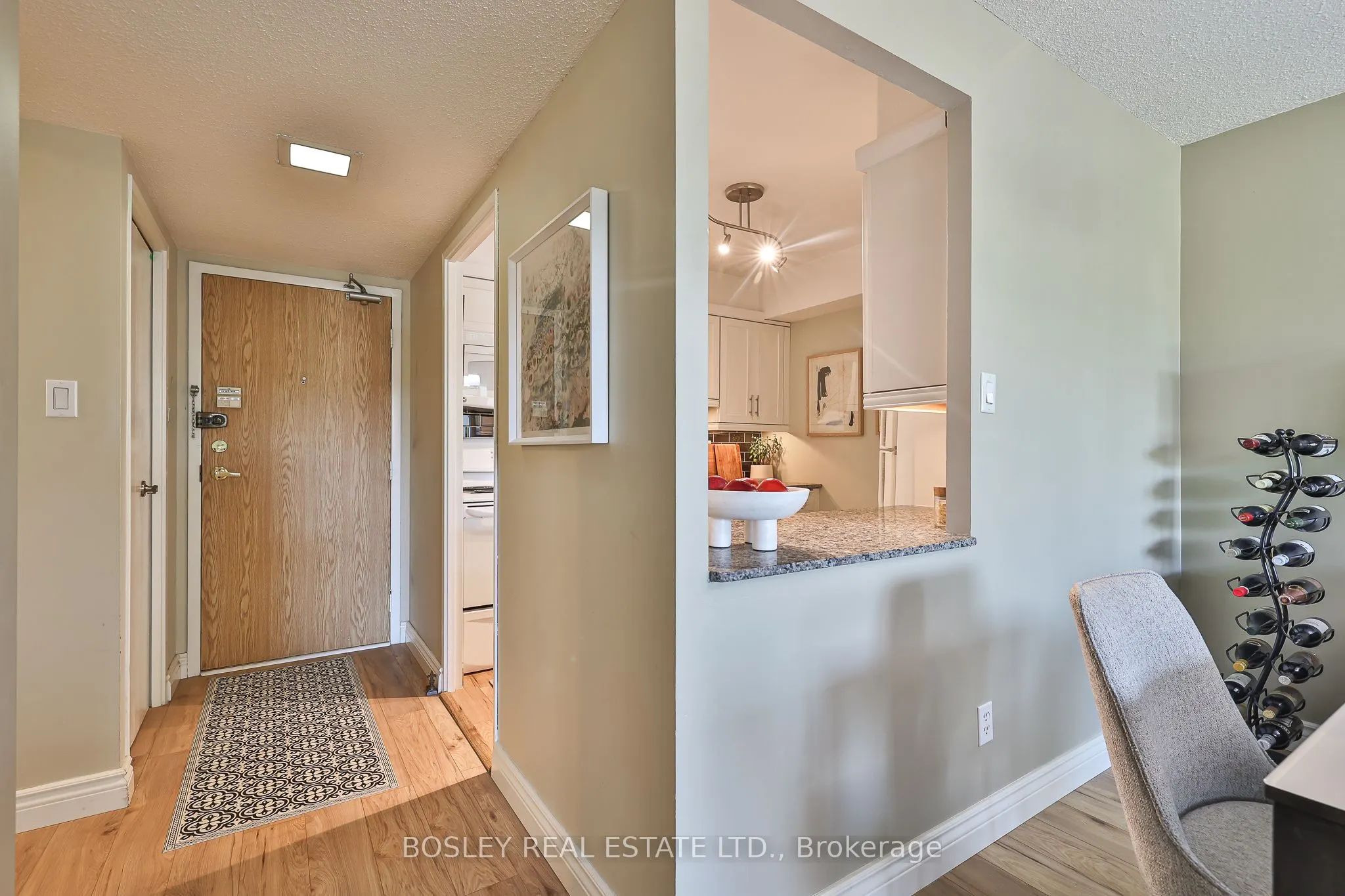 30 Fashion Roseway, #201
