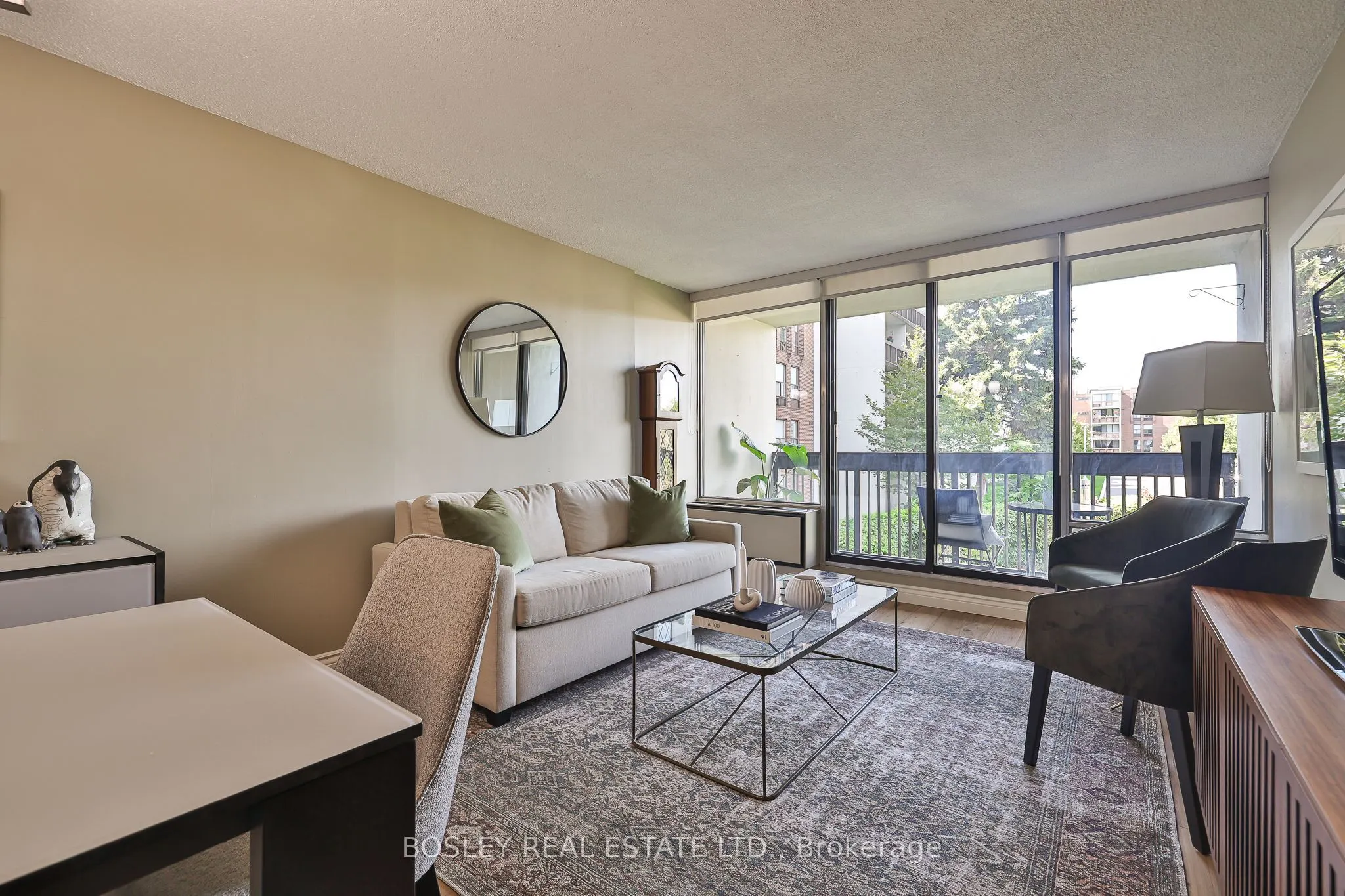30 Fashion Roseway, #201