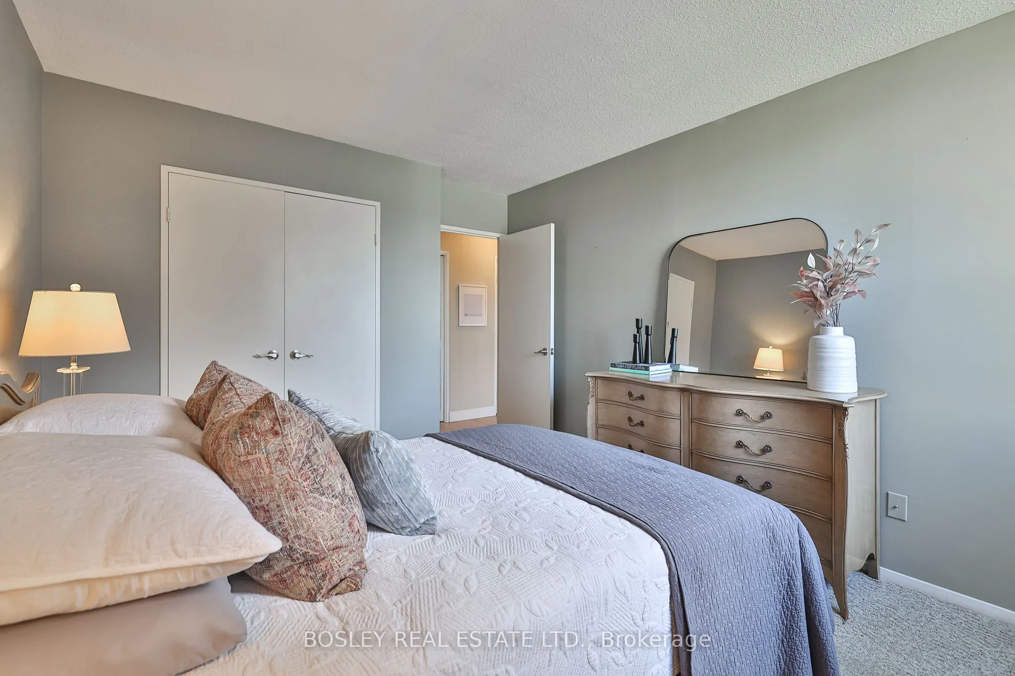 30 Fashion Roseway, #201