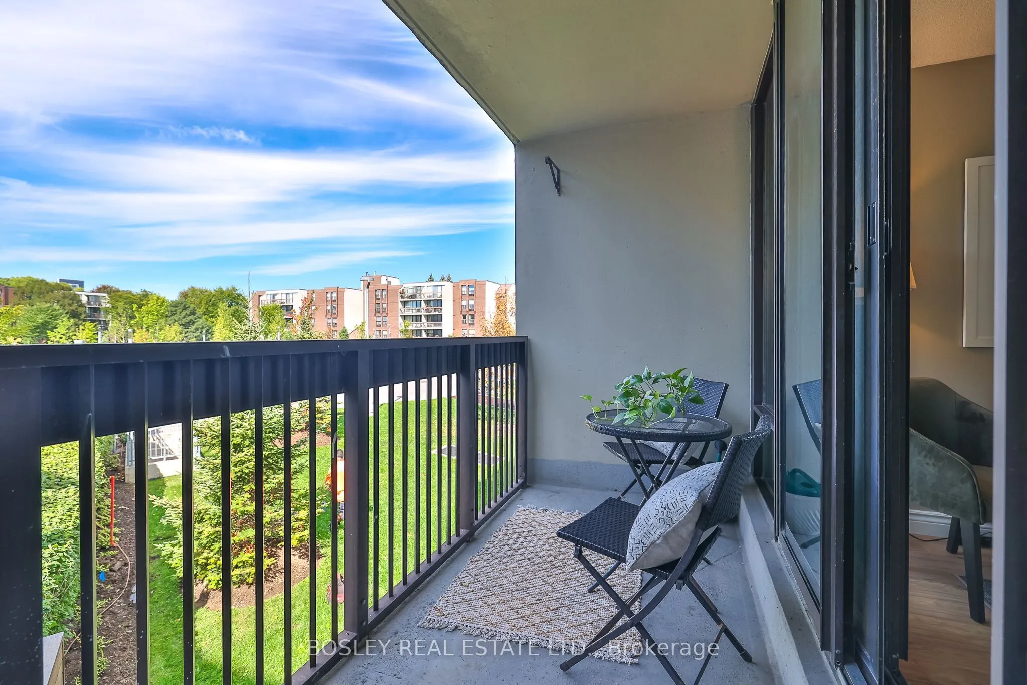 30 Fashion Roseway, #201