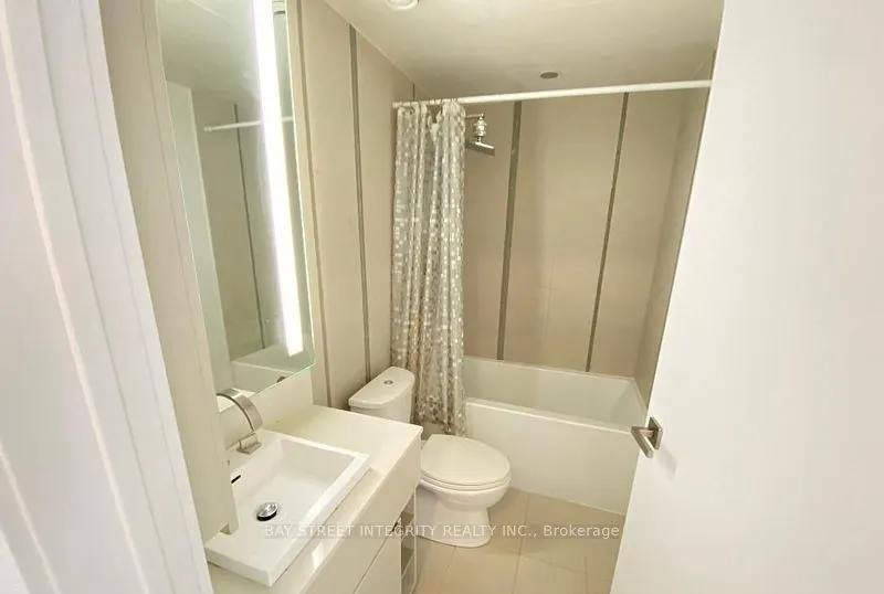 101 Peter Street, #3901