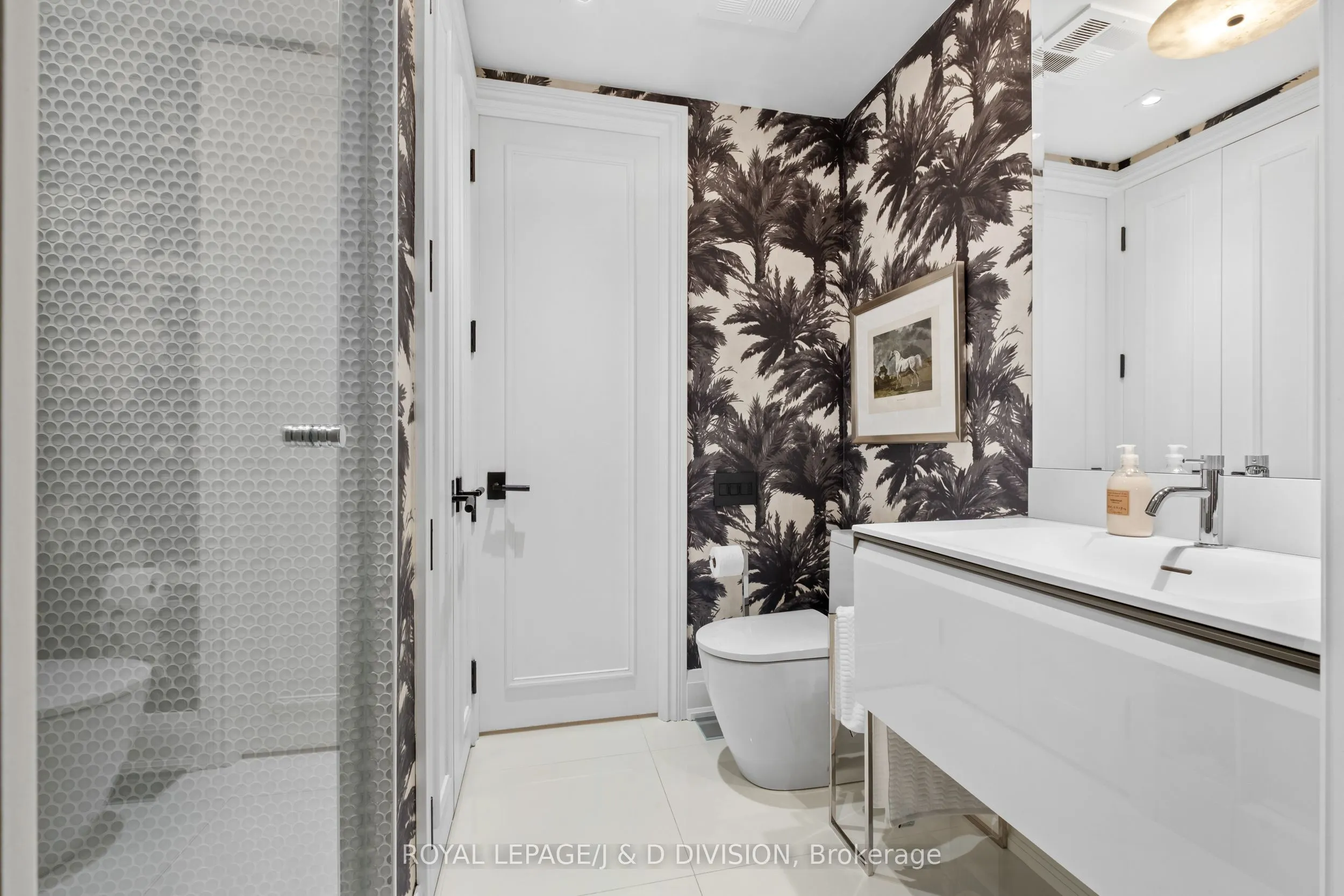 20 Scrivener Square, #301