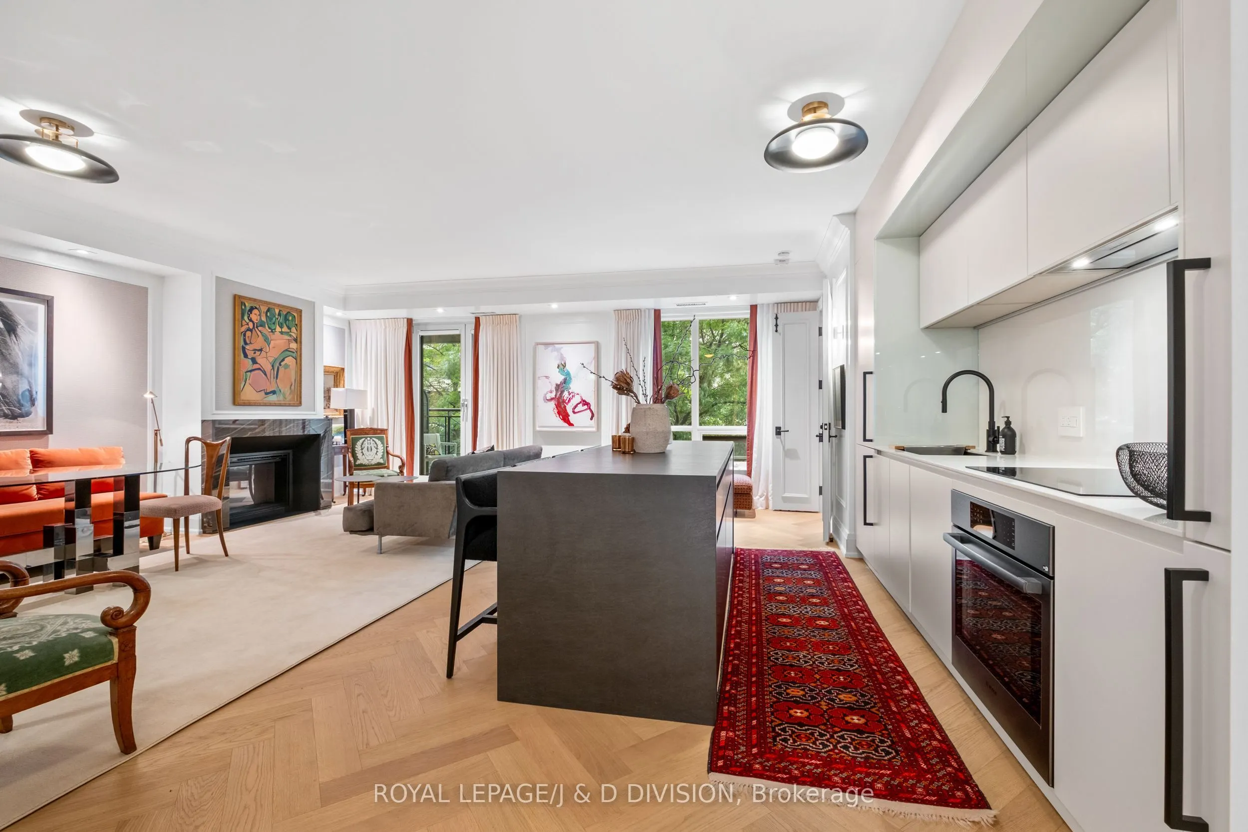 20 Scrivener Square, #301