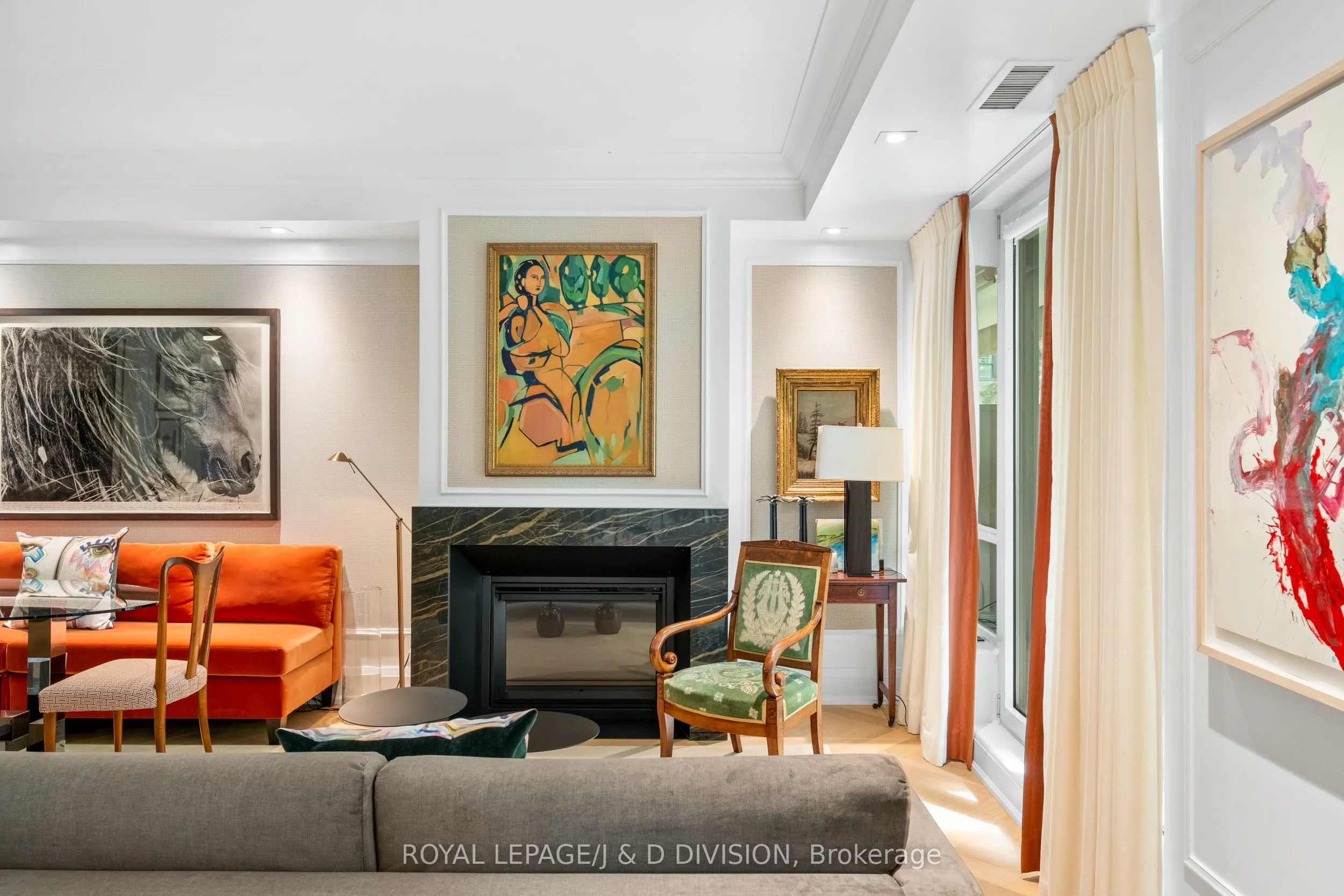 20 Scrivener Square, #301