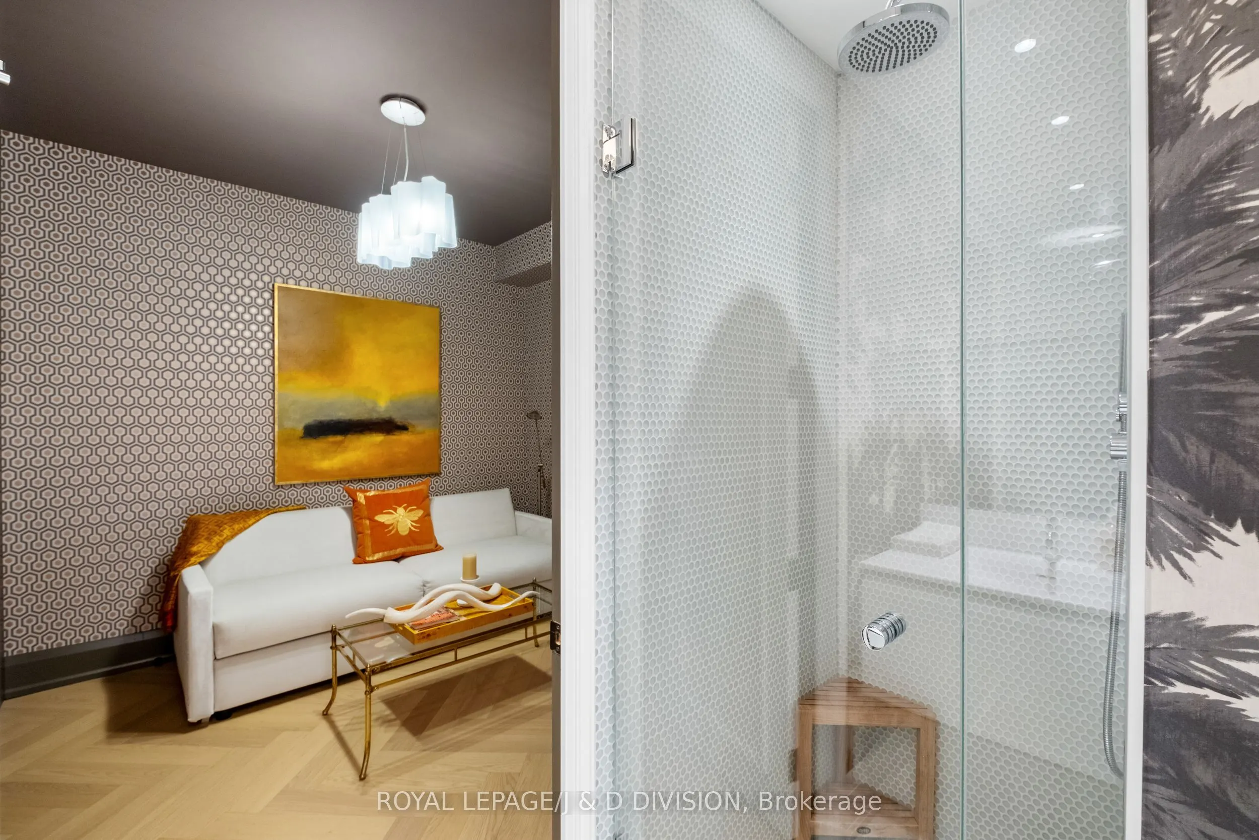 20 Scrivener Square, #301