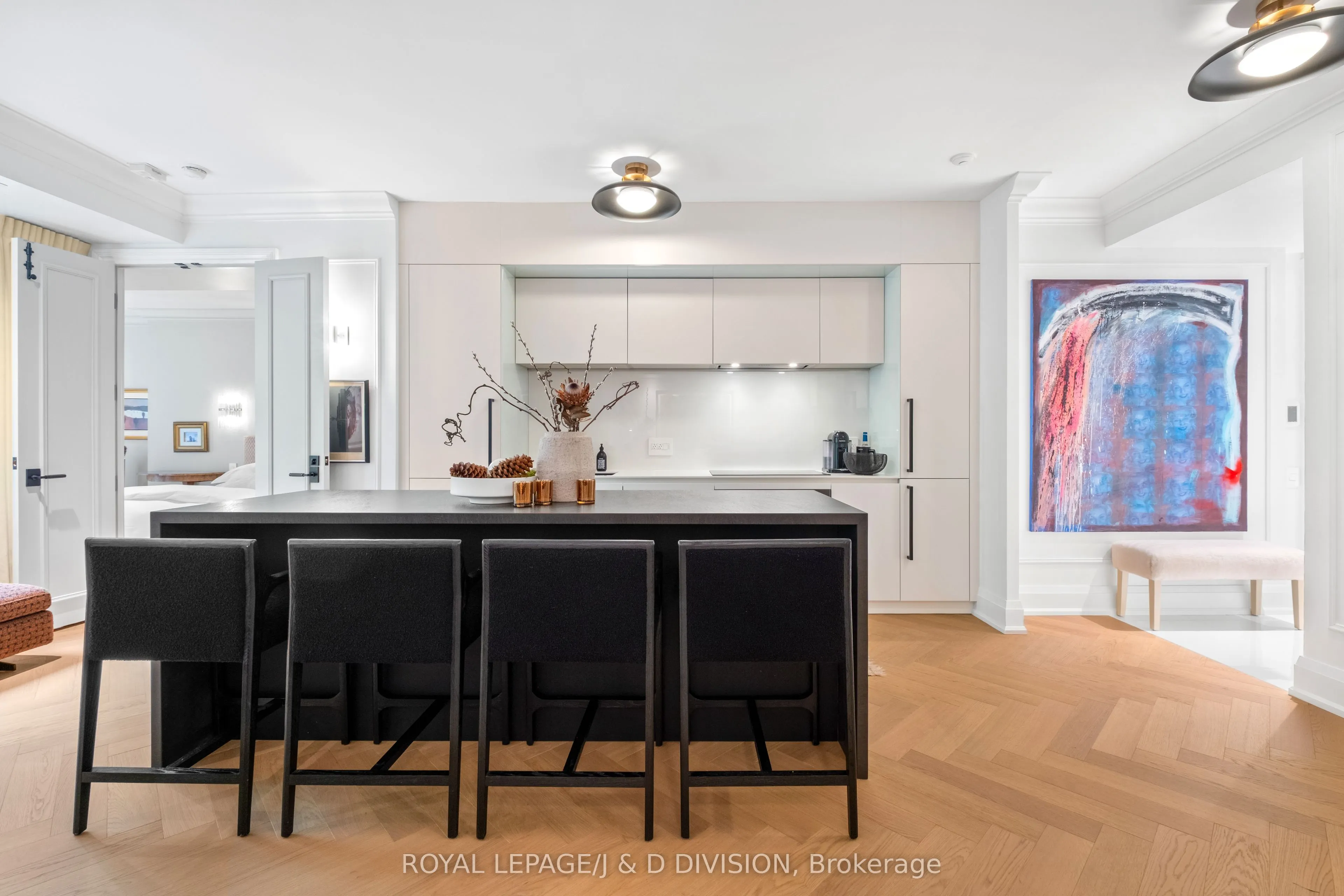 20 Scrivener Square, #301