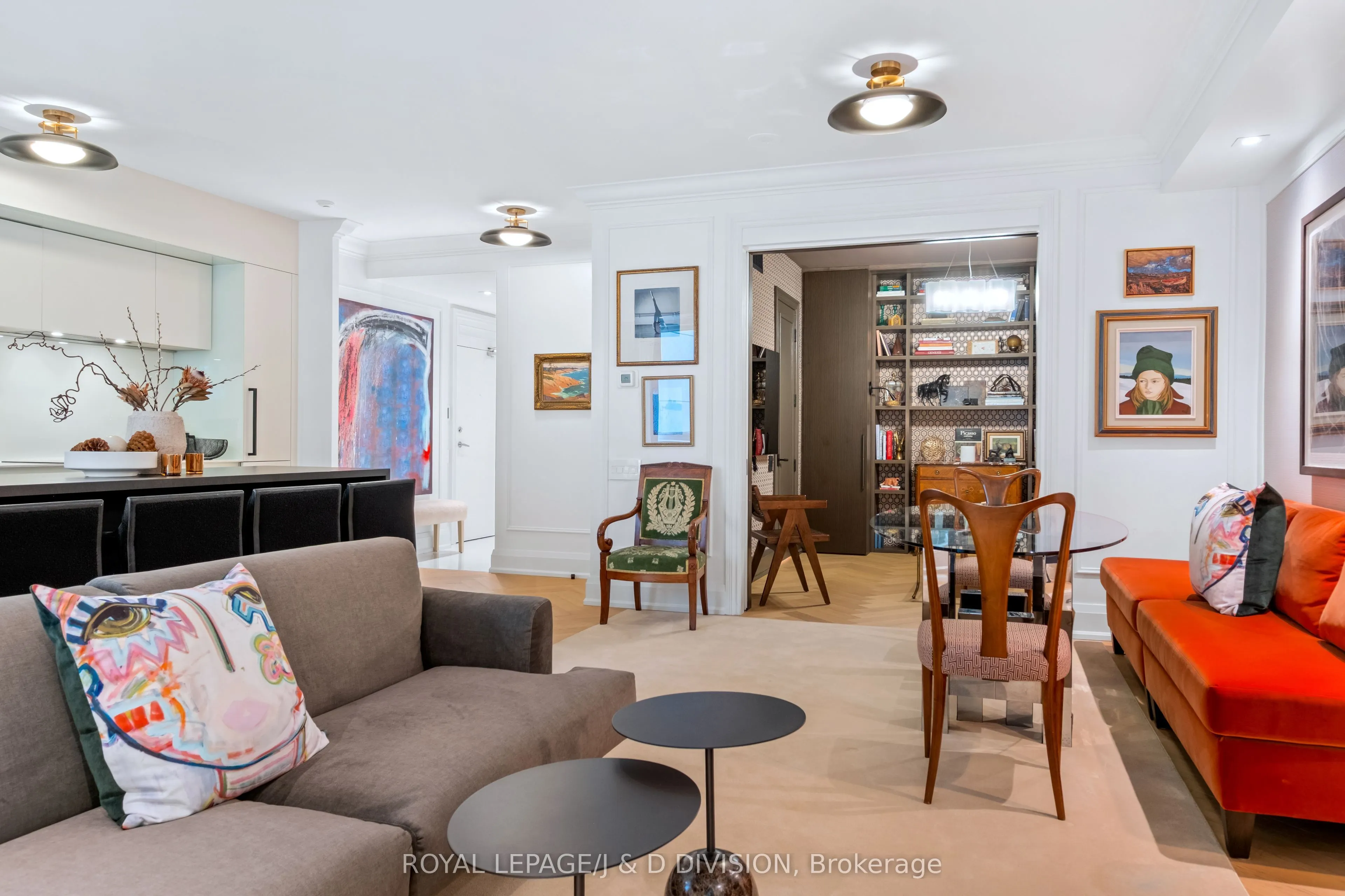 20 Scrivener Square, #301