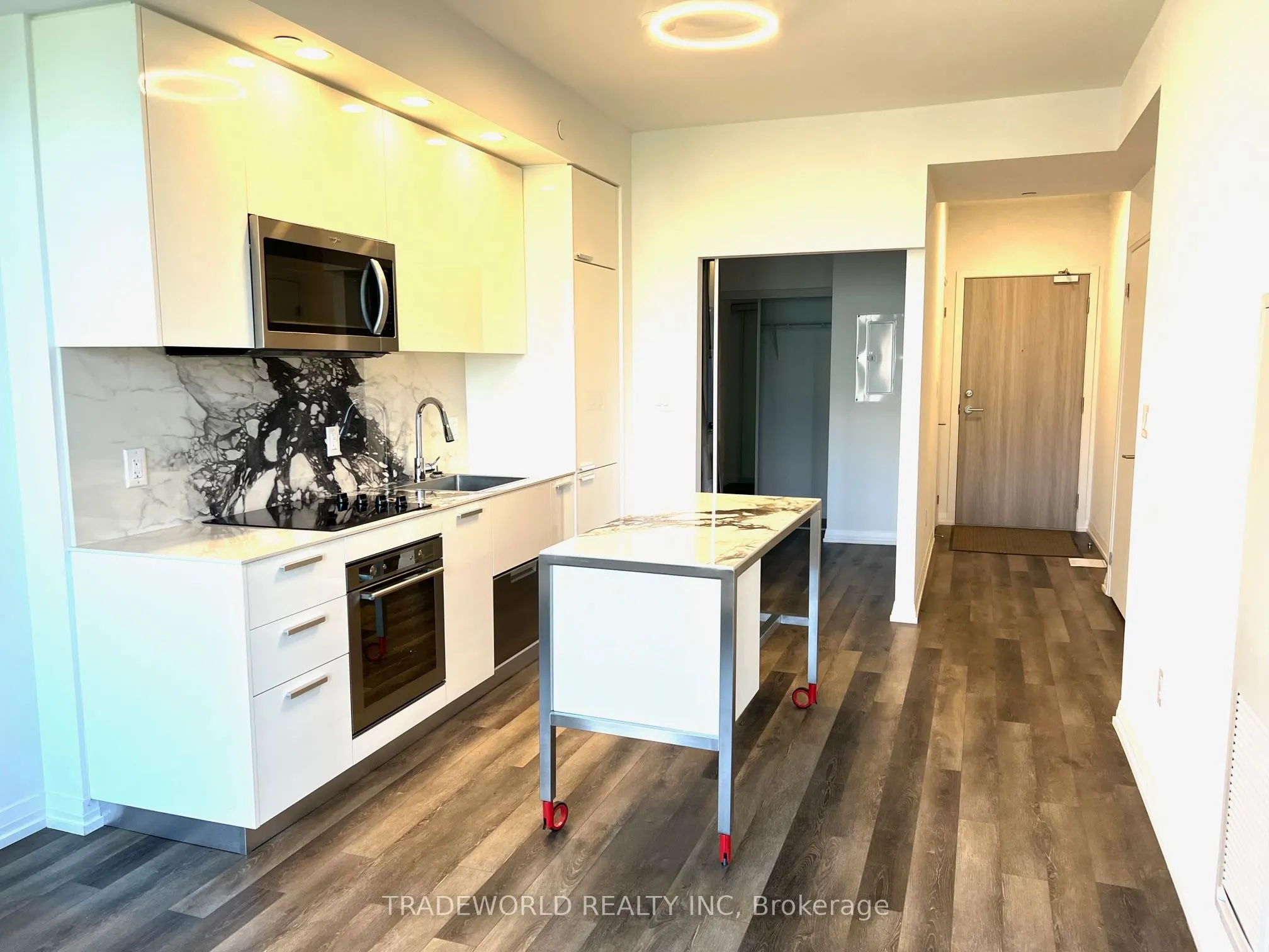 75 Canterbury Place, #1212