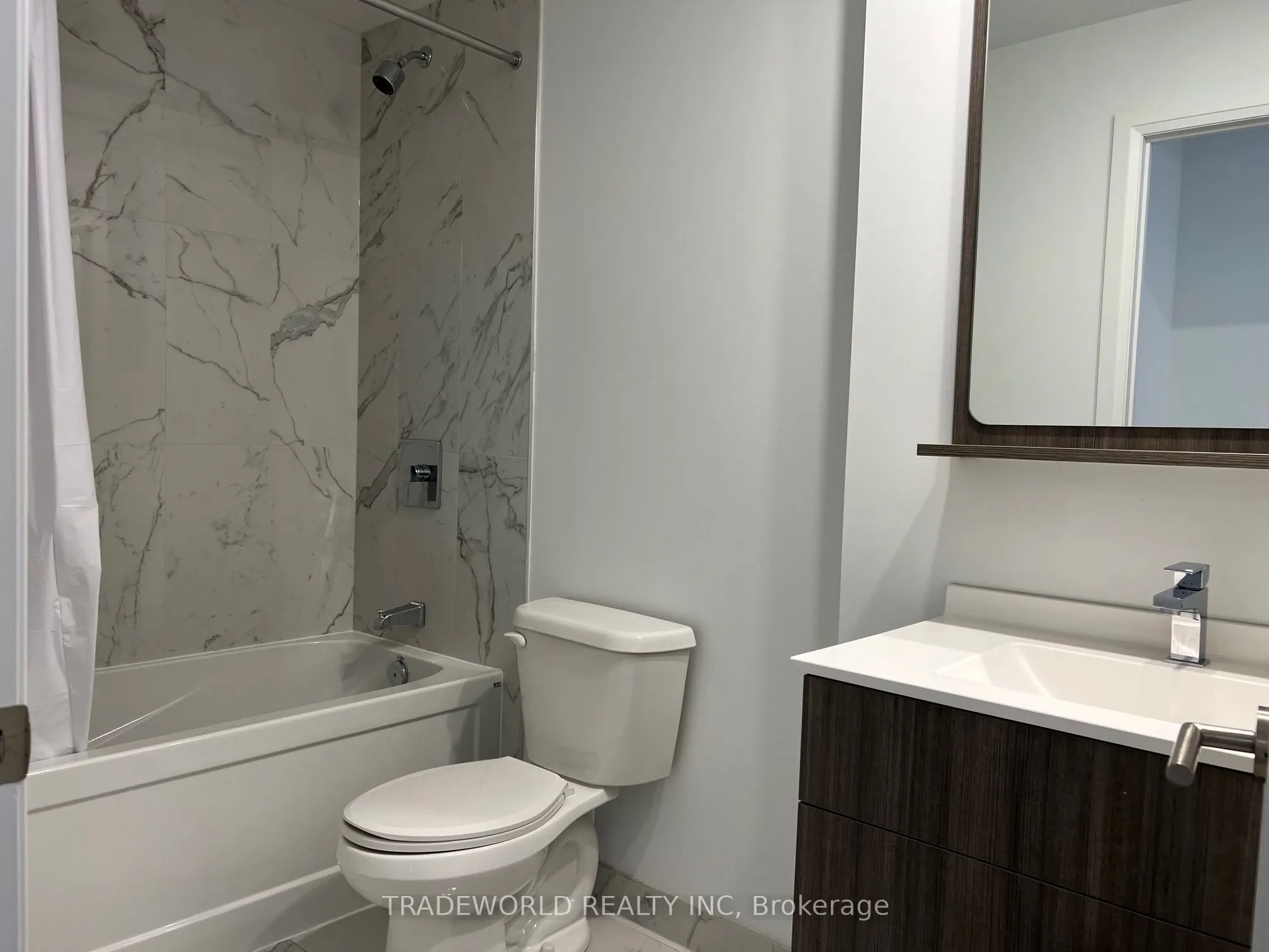 75 Canterbury Place, #1212