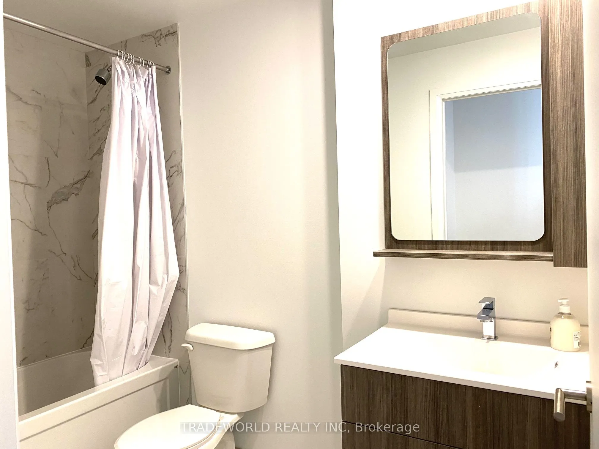 75 Canterbury Place, #1212