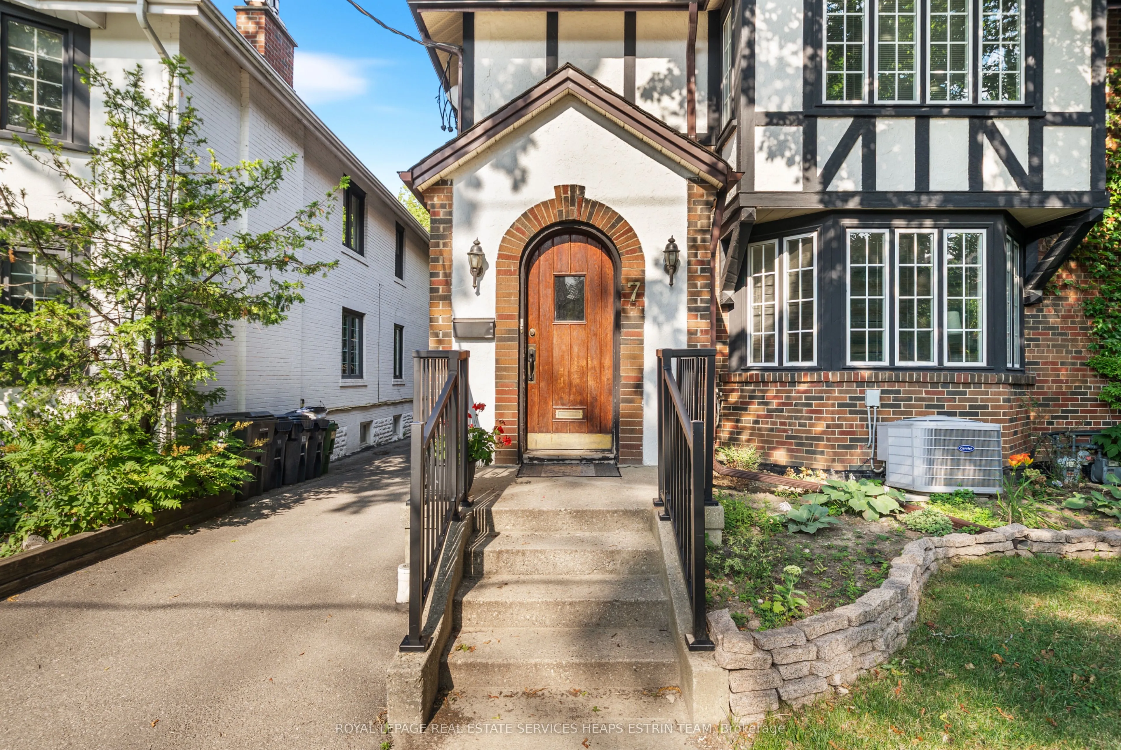 7 Highbourne Road