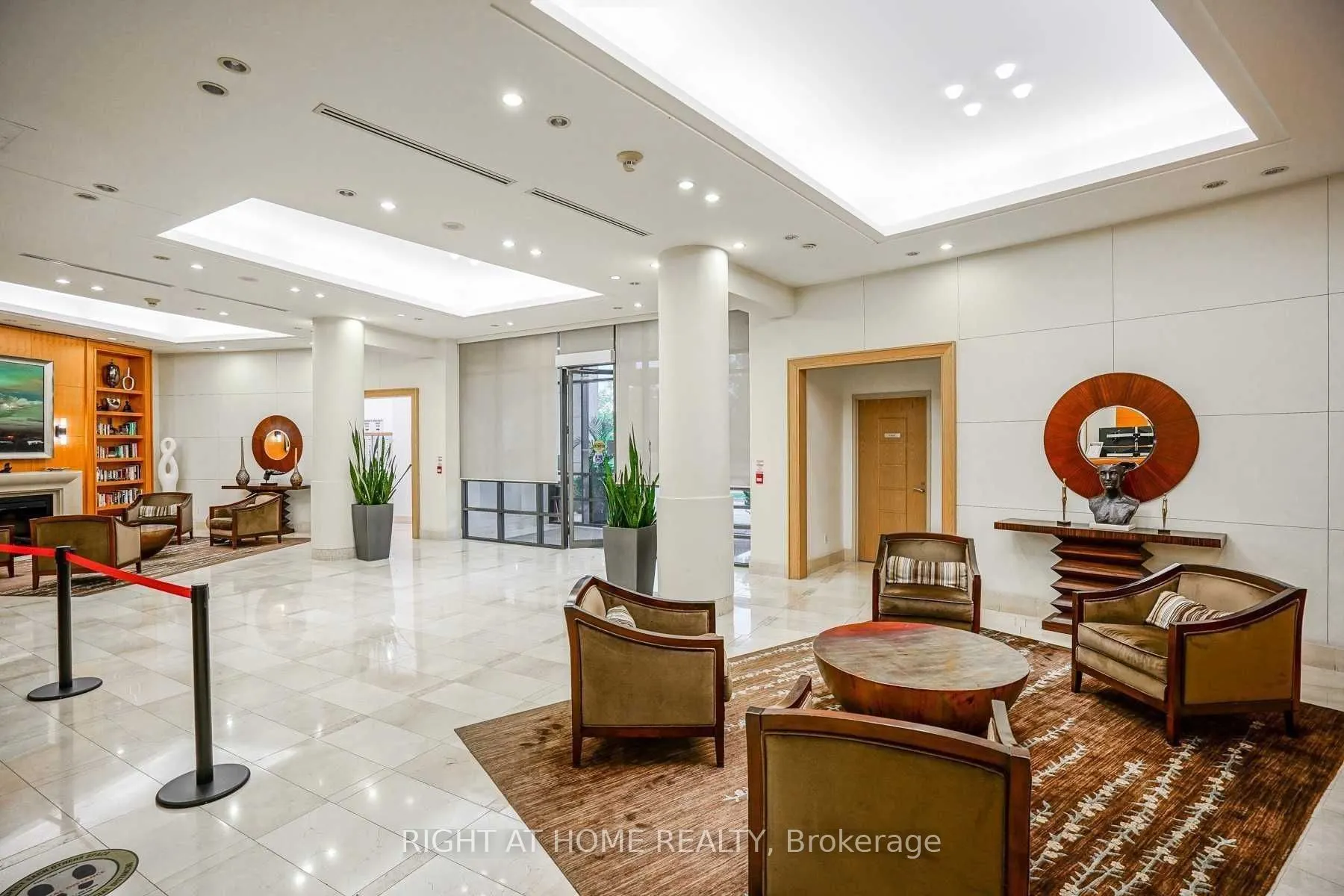 509 Beecroft Road, #319