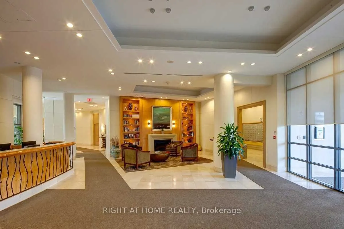 509 Beecroft Road, #319