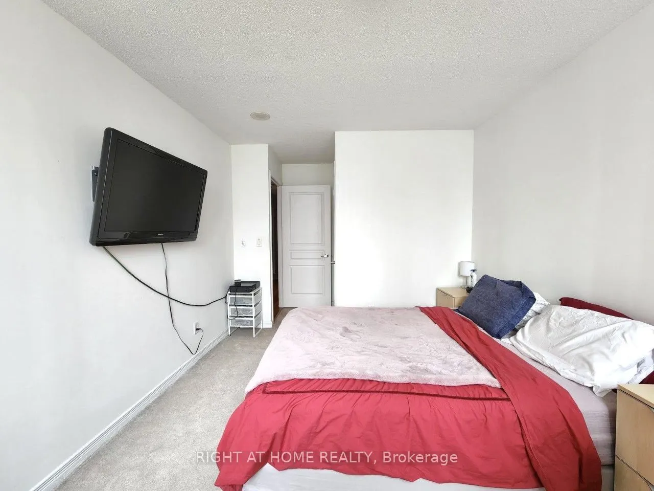509 Beecroft Road, #319