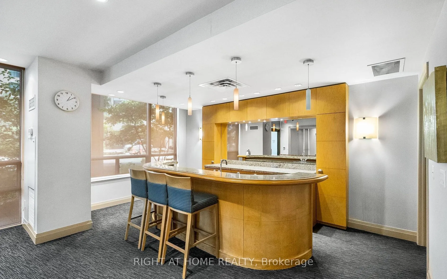 509 Beecroft Road, #319
