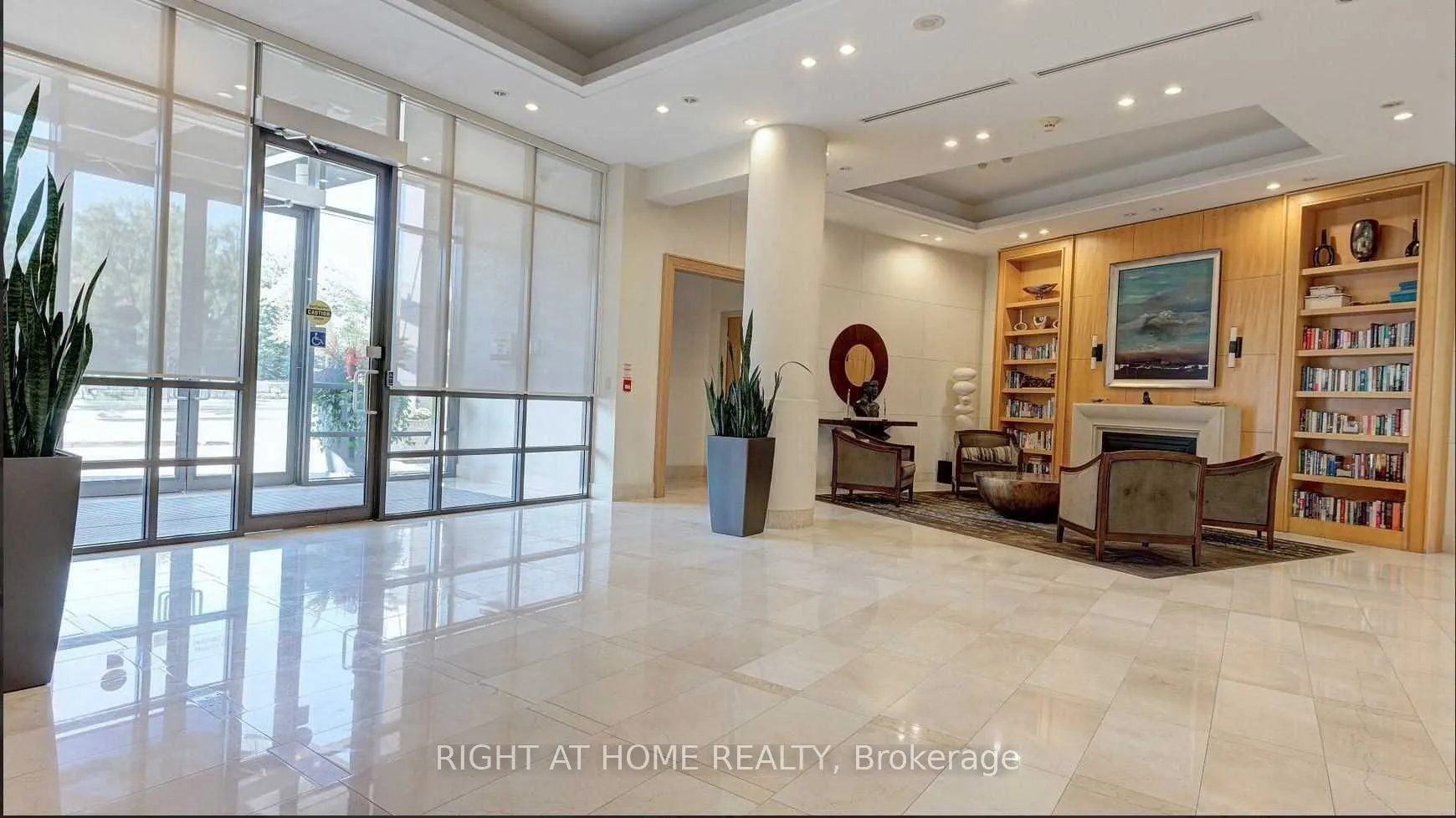 509 Beecroft Road, #319
