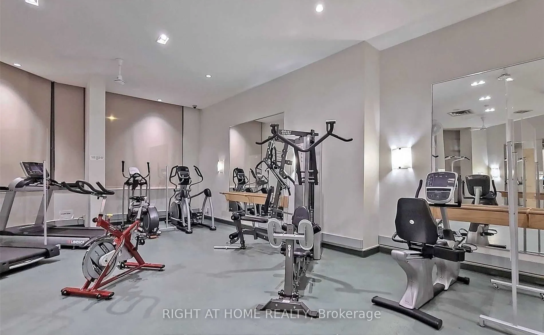 509 Beecroft Road, #319