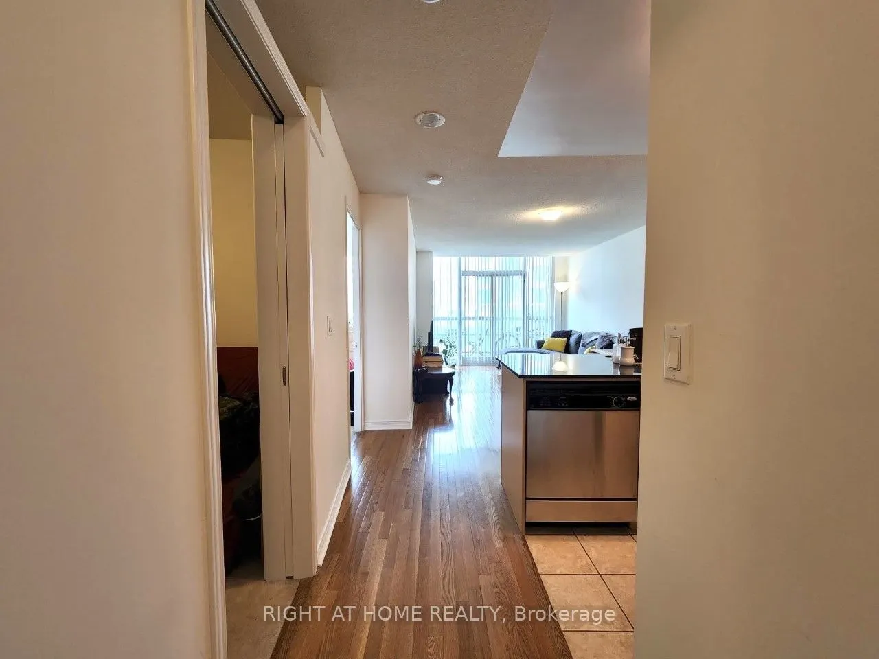 509 Beecroft Road, #319