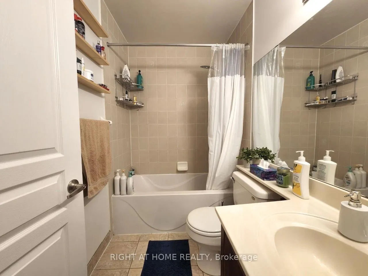 509 Beecroft Road, #319