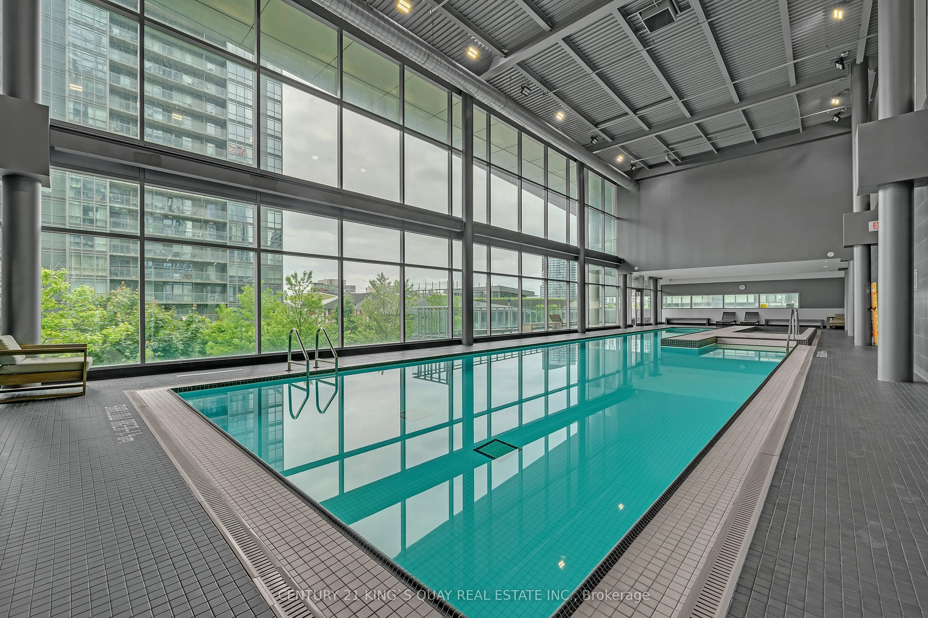 25 Telegram Mews, #3510