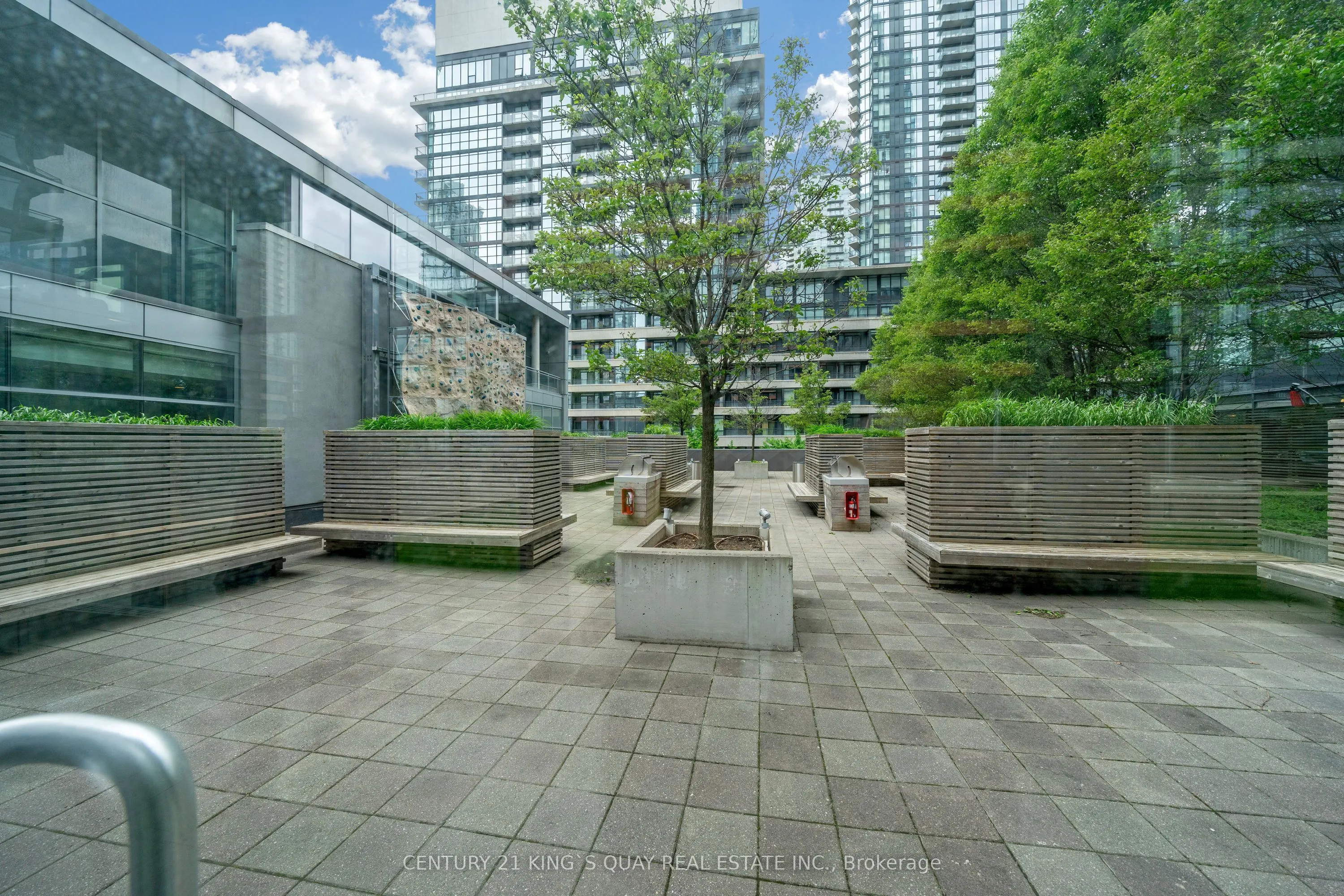 25 Telegram Mews, #3510