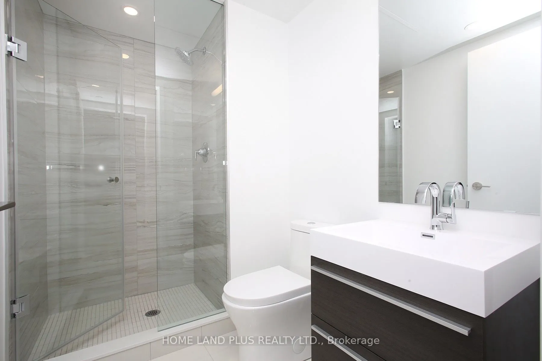 39 Roehampton Avenue, #2702