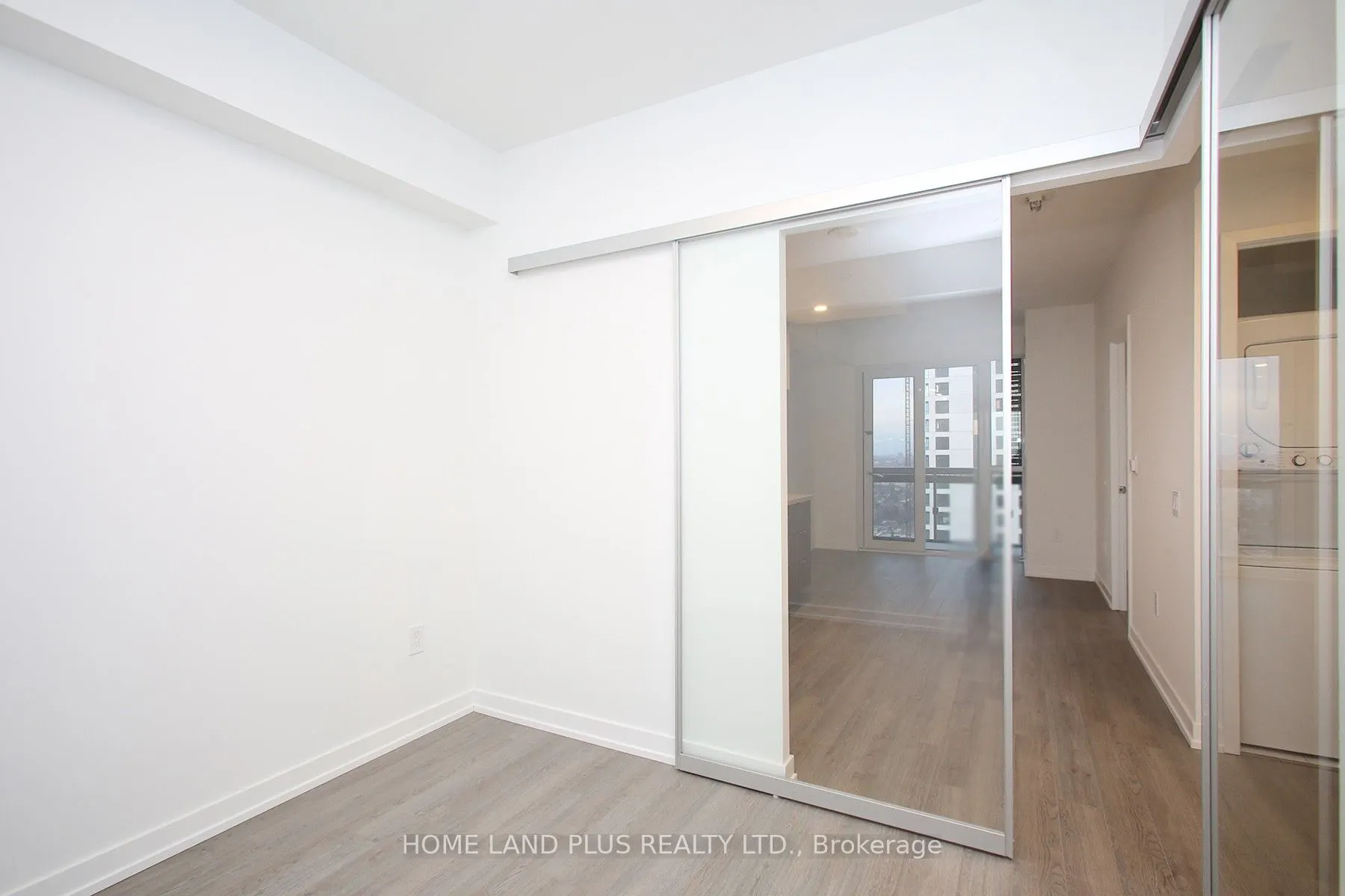 39 Roehampton Avenue, #2702