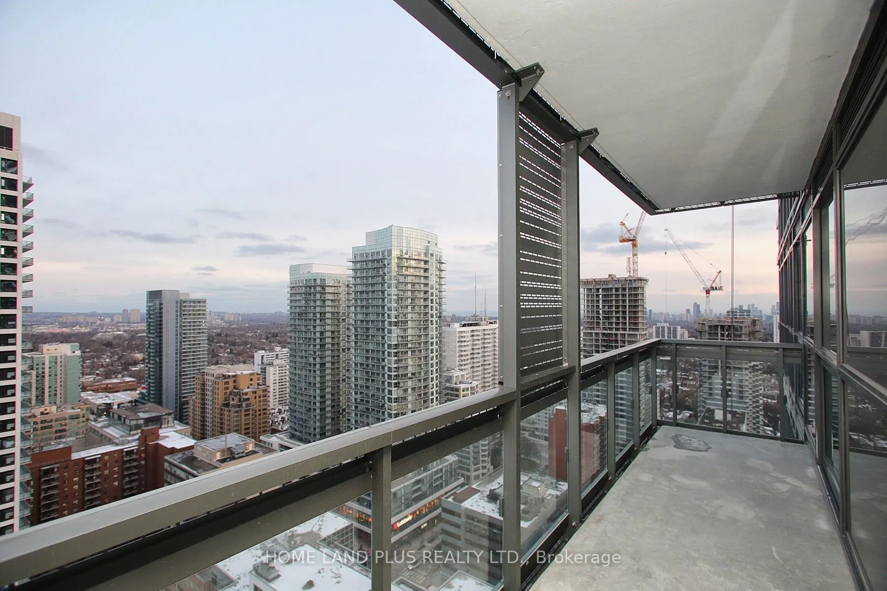 39 Roehampton Avenue, #2702