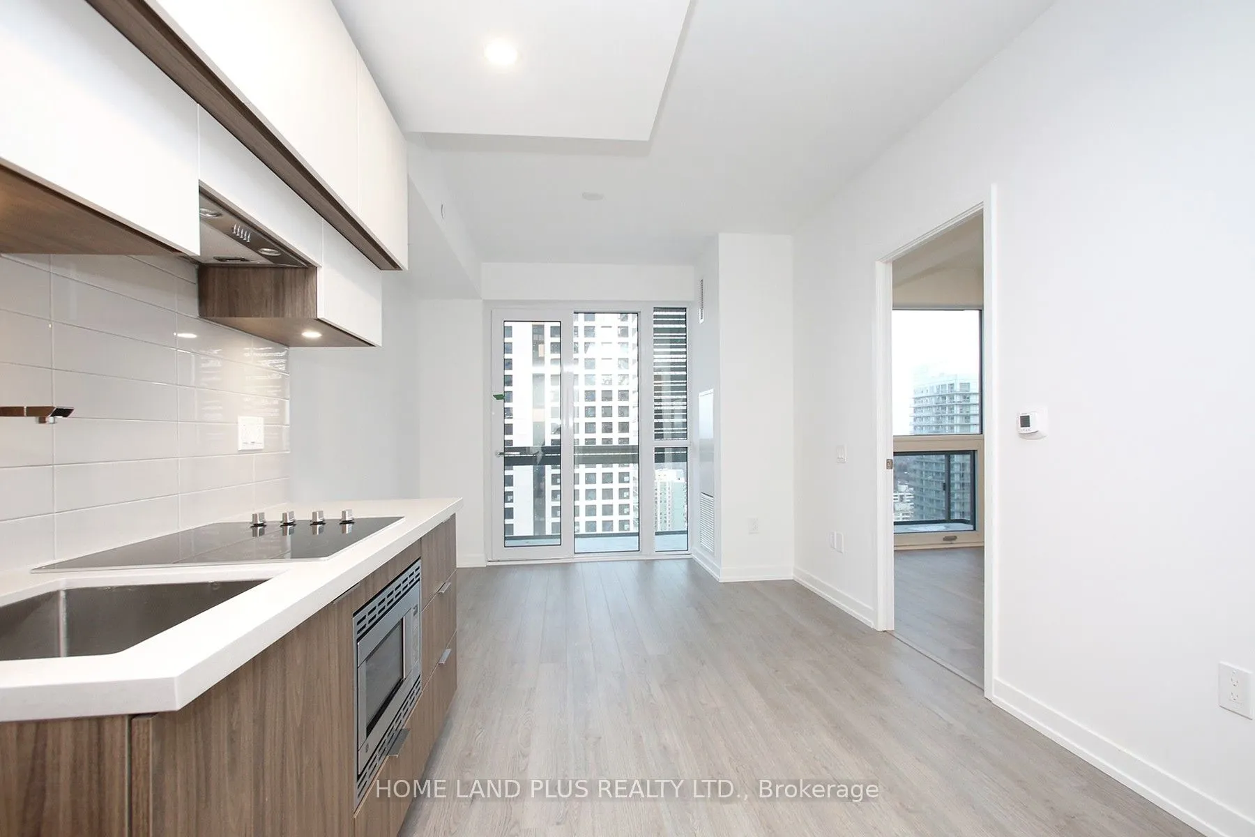 39 Roehampton Avenue, #2702