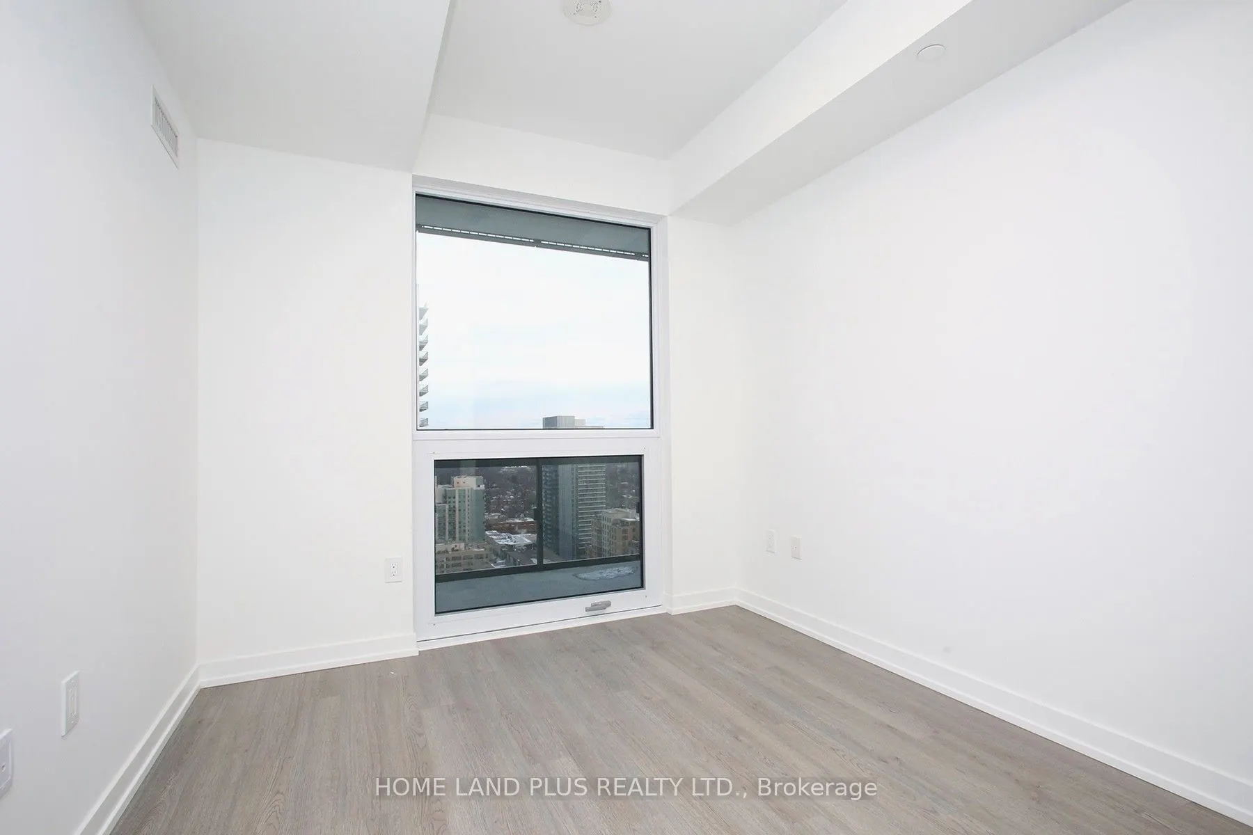 39 Roehampton Avenue, #2702