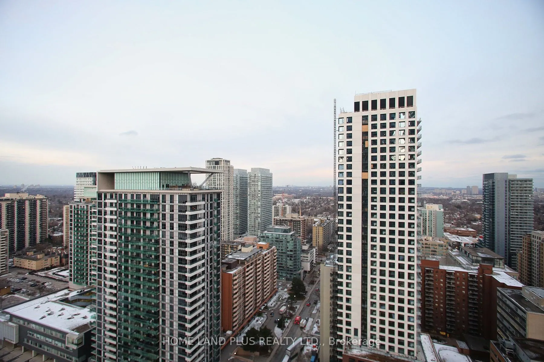 39 Roehampton Avenue, #2702