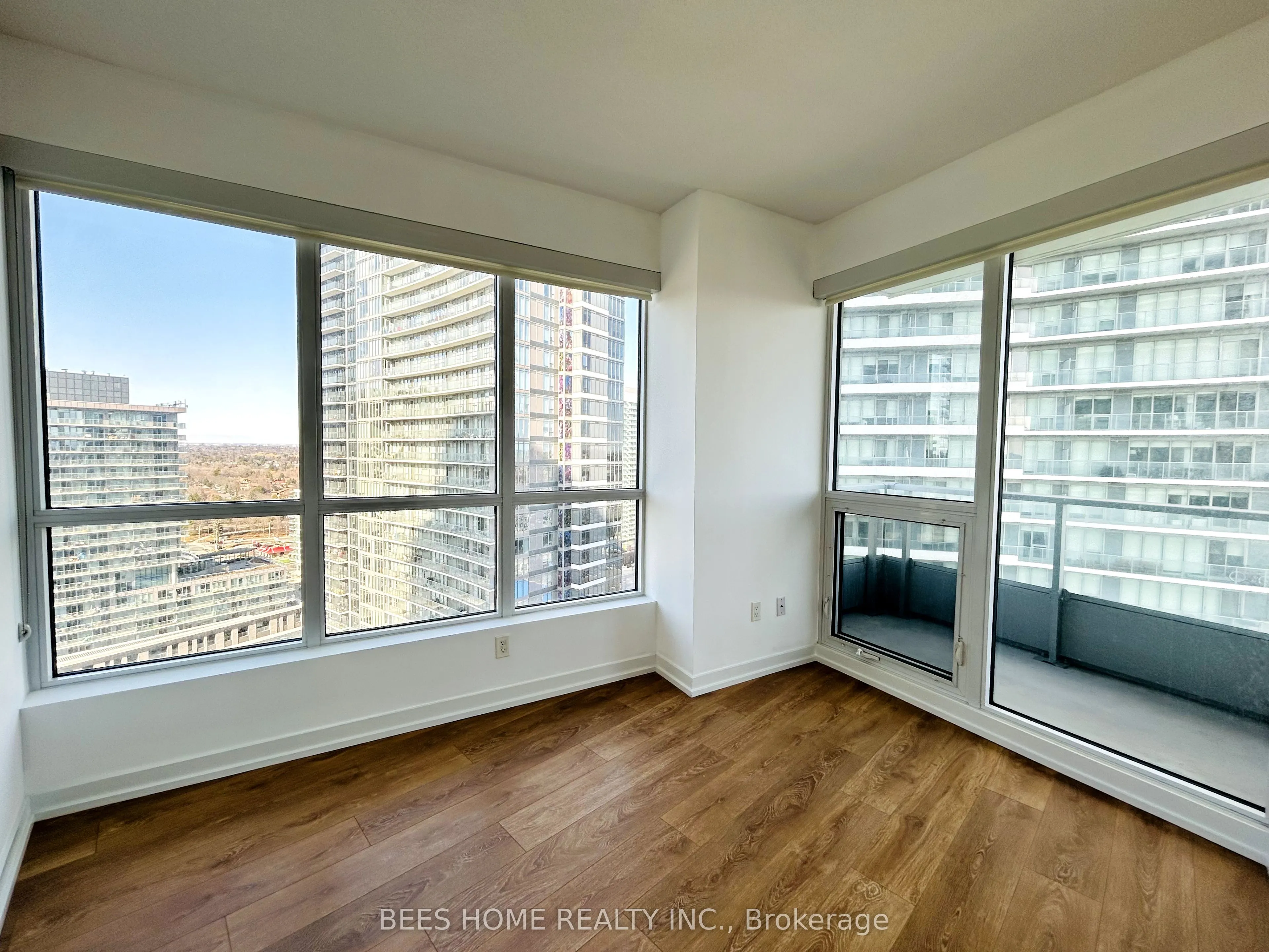 115 McMahon Drive, #1905