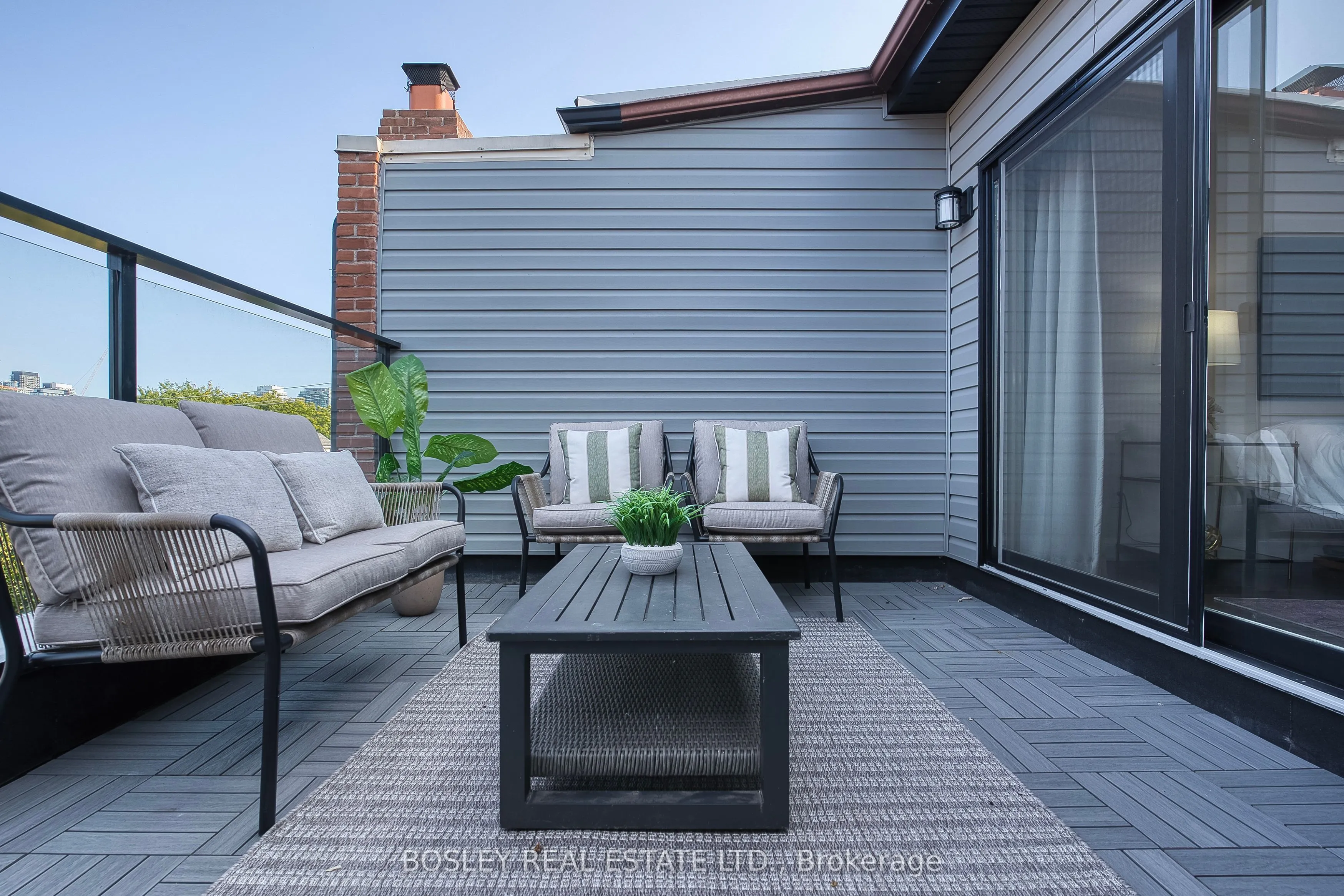 81 Beaconsfield Avenue