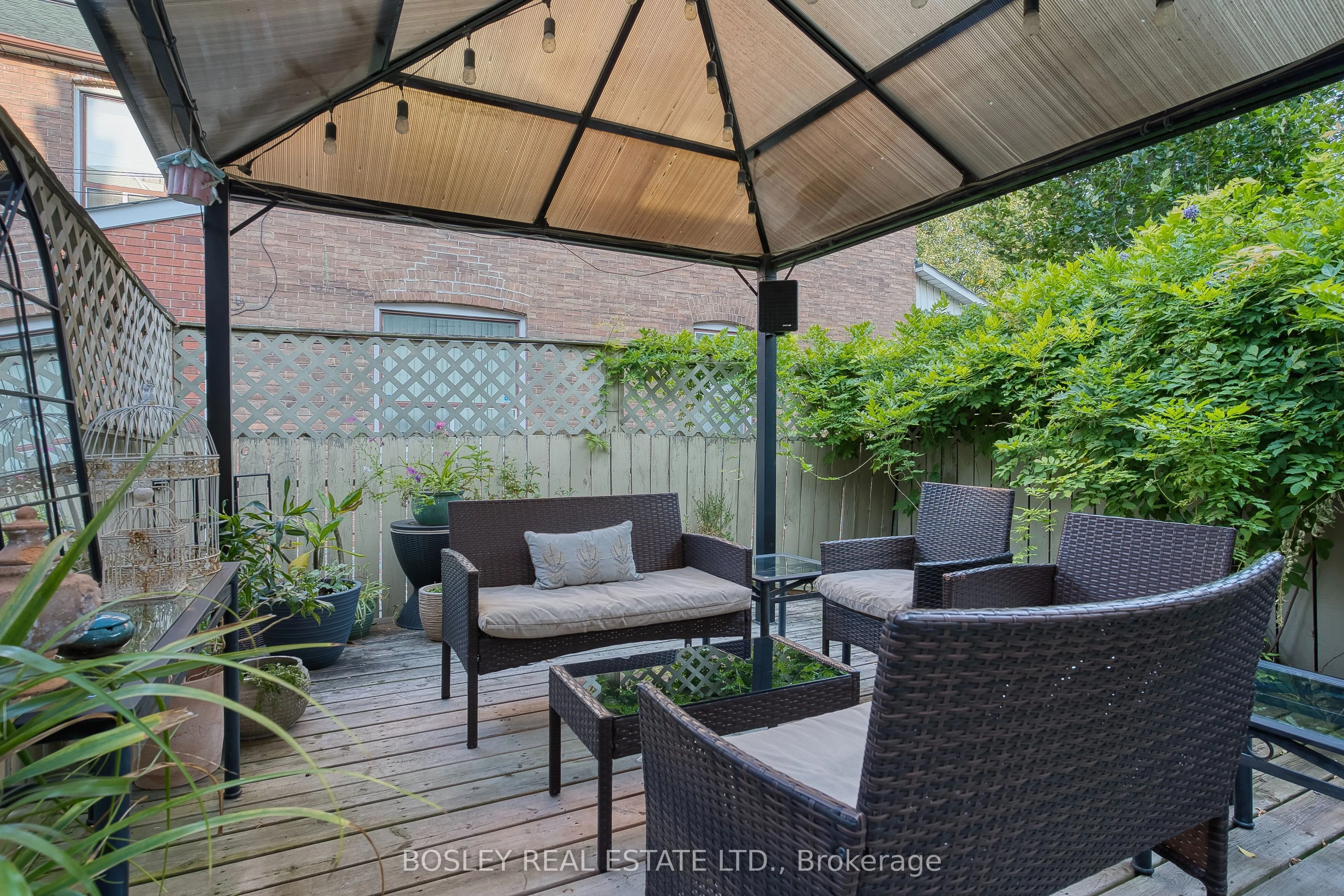 81 Beaconsfield Avenue