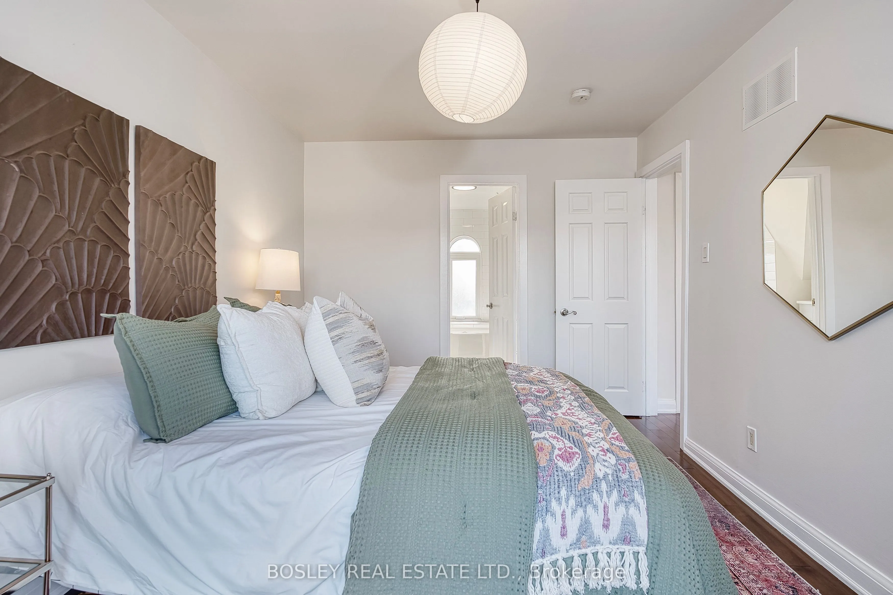 81 Beaconsfield Avenue