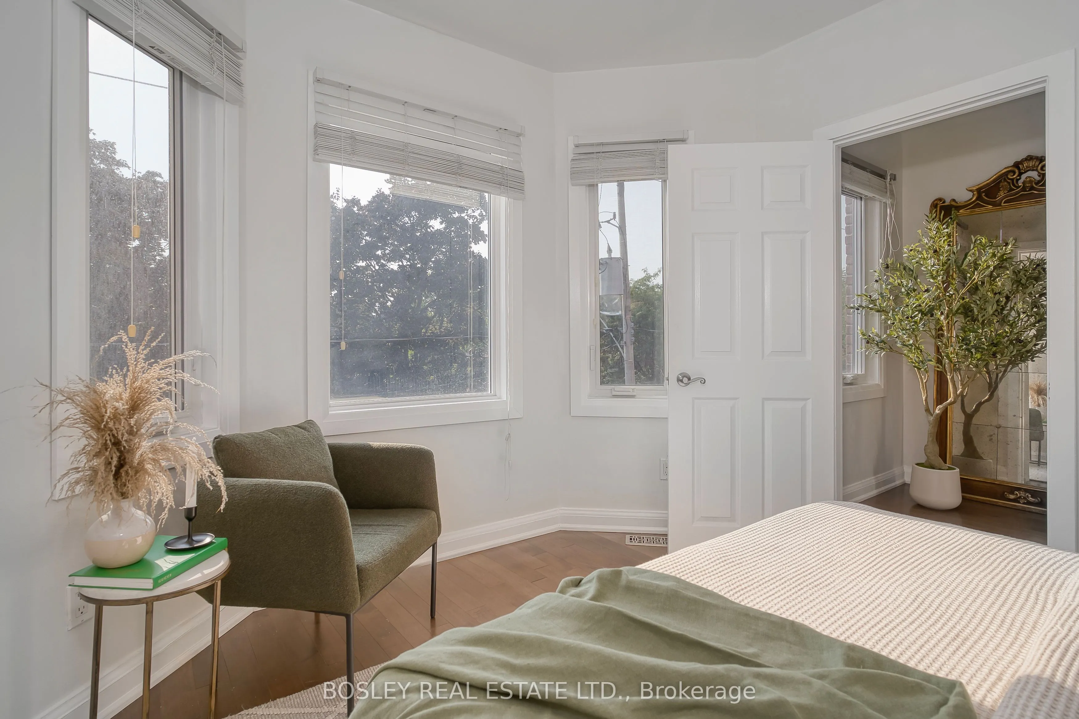 81 Beaconsfield Avenue