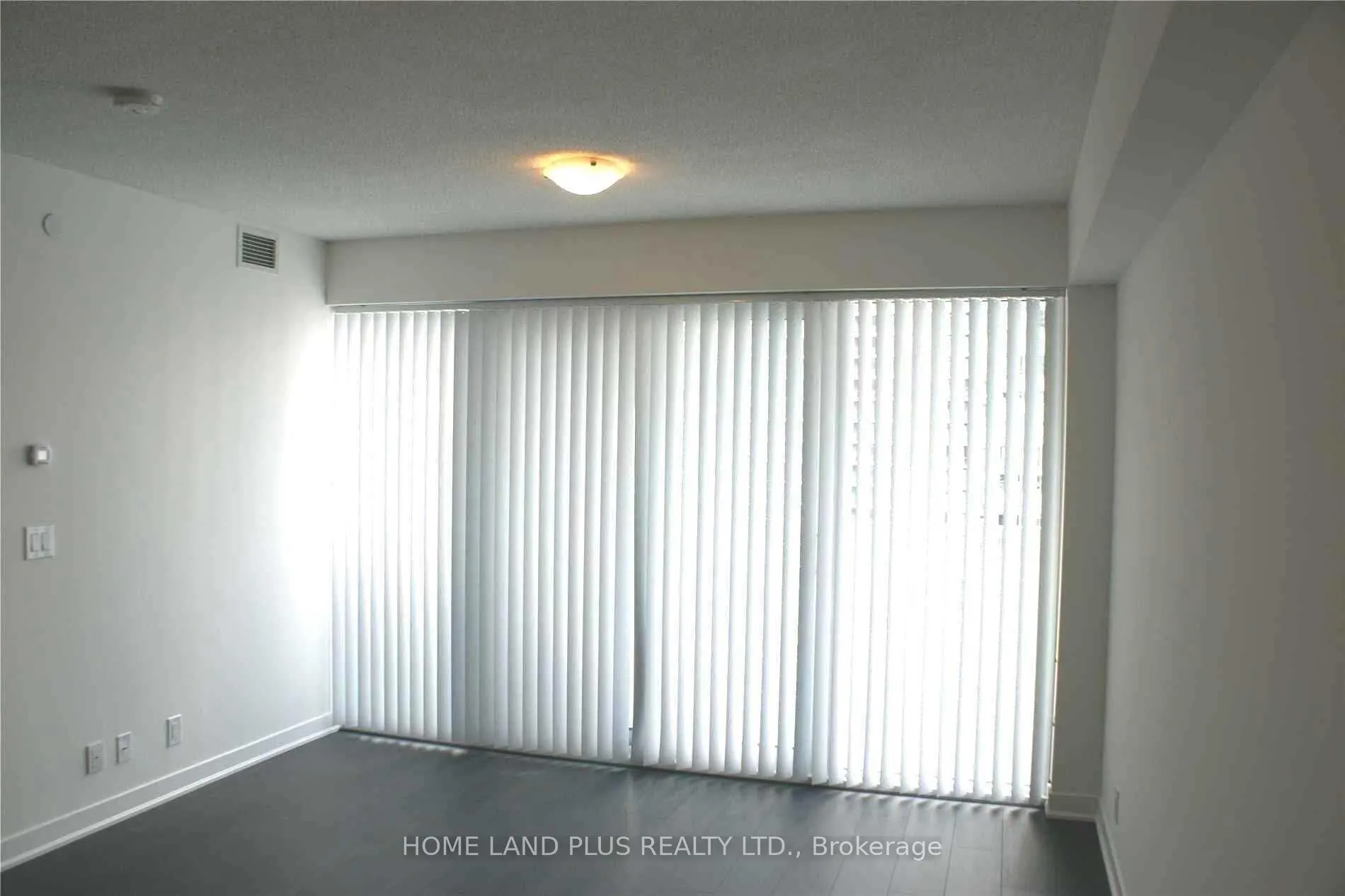 88 Harbour Street E, #2206
