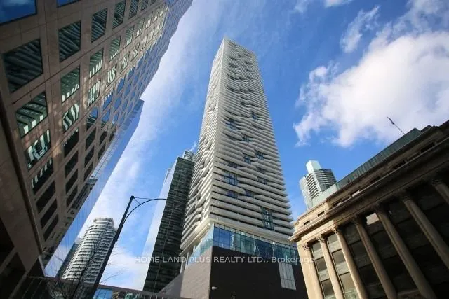 88 Harbour Street E, #2206