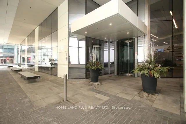 88 Harbour Street E, #2206