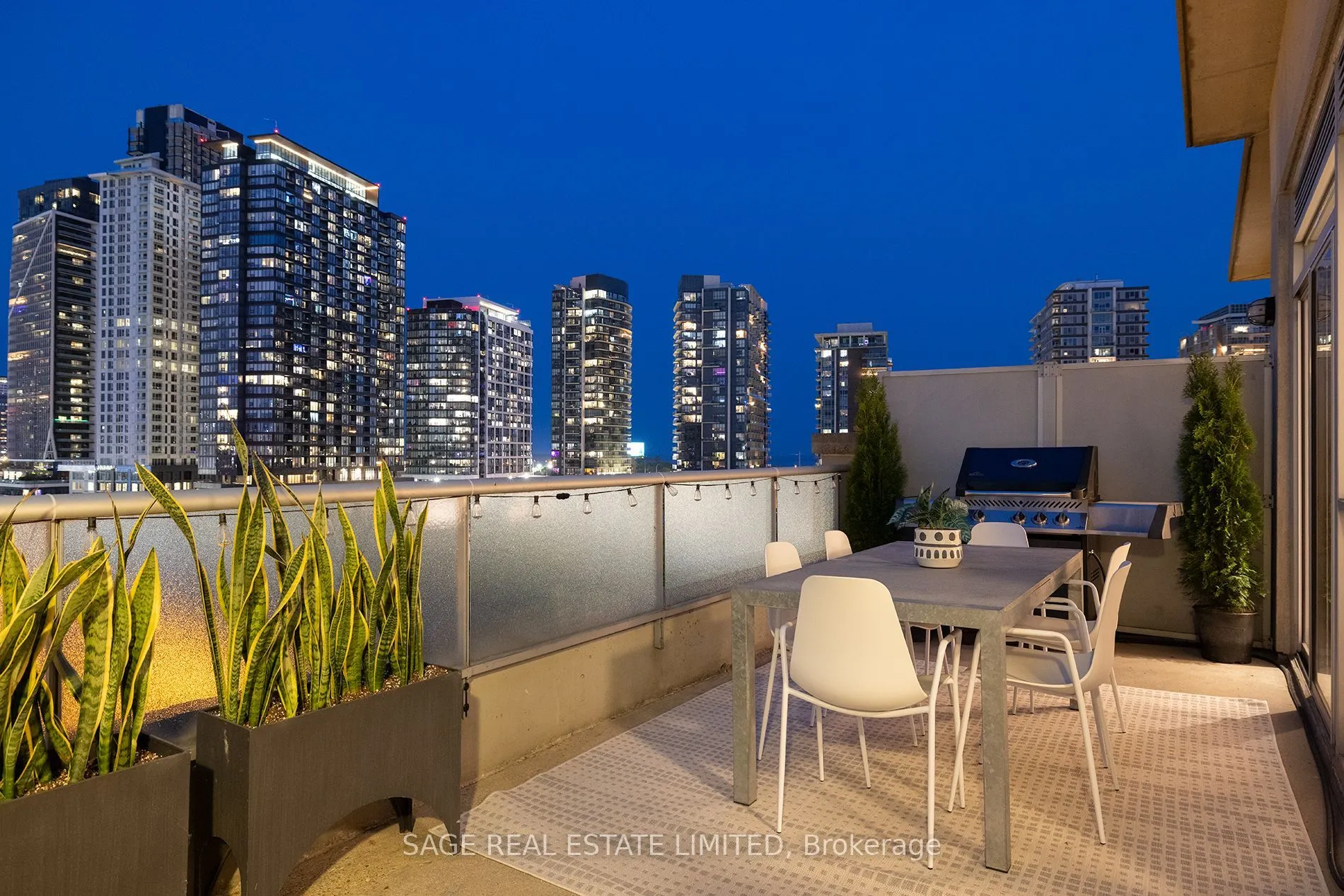 1 Shaw Street, #912