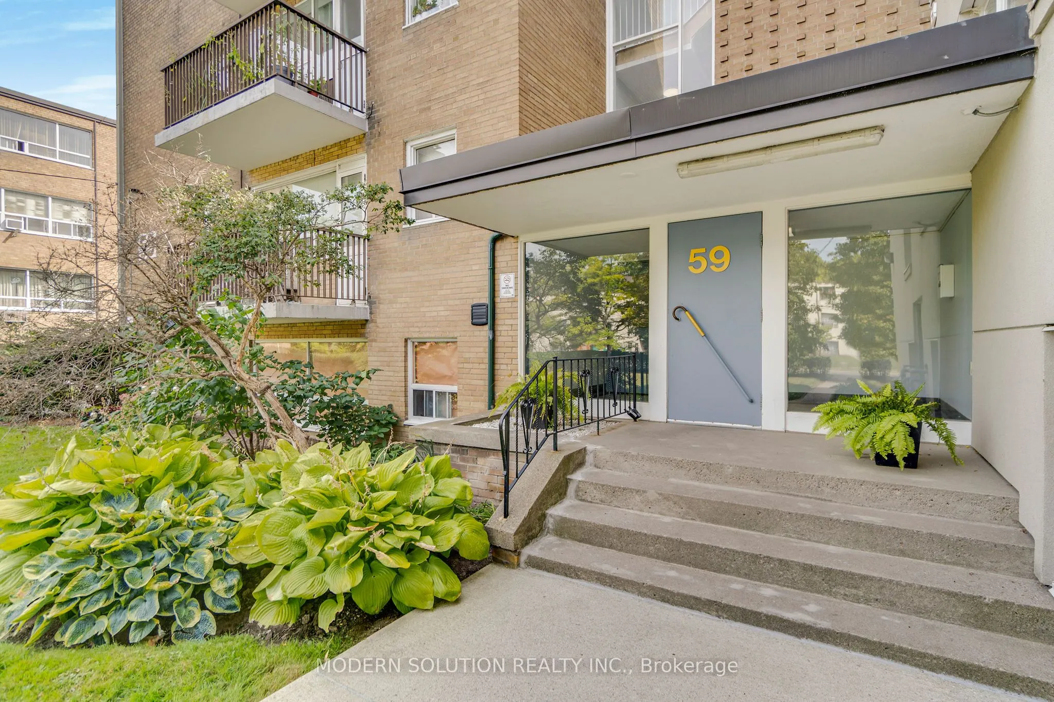 59 Neptune Drive, #104
